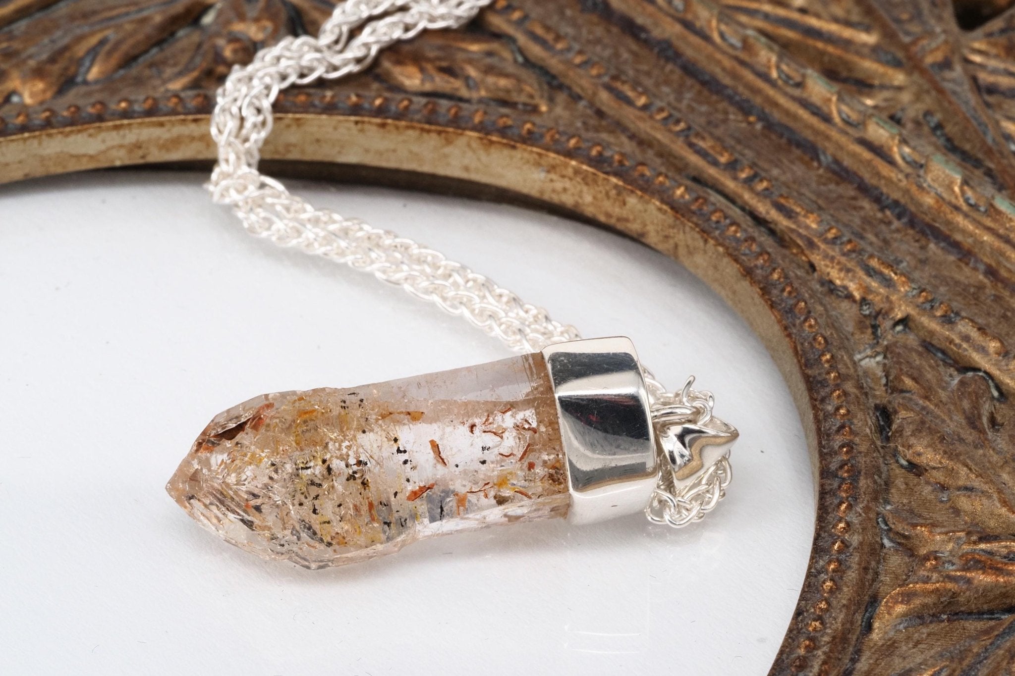 Petroleum Quarz AnhÀnger seltener Firefly Kristall aus Madagaskar gefasst in 925 Sterling Silber