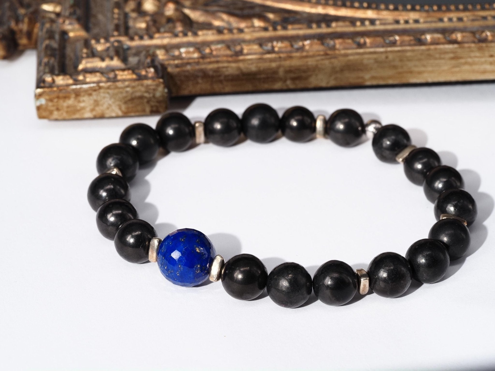 Schungit Armband – edles Unisex - Edelsteinarmband mit Lapislazuli & Silberdetails