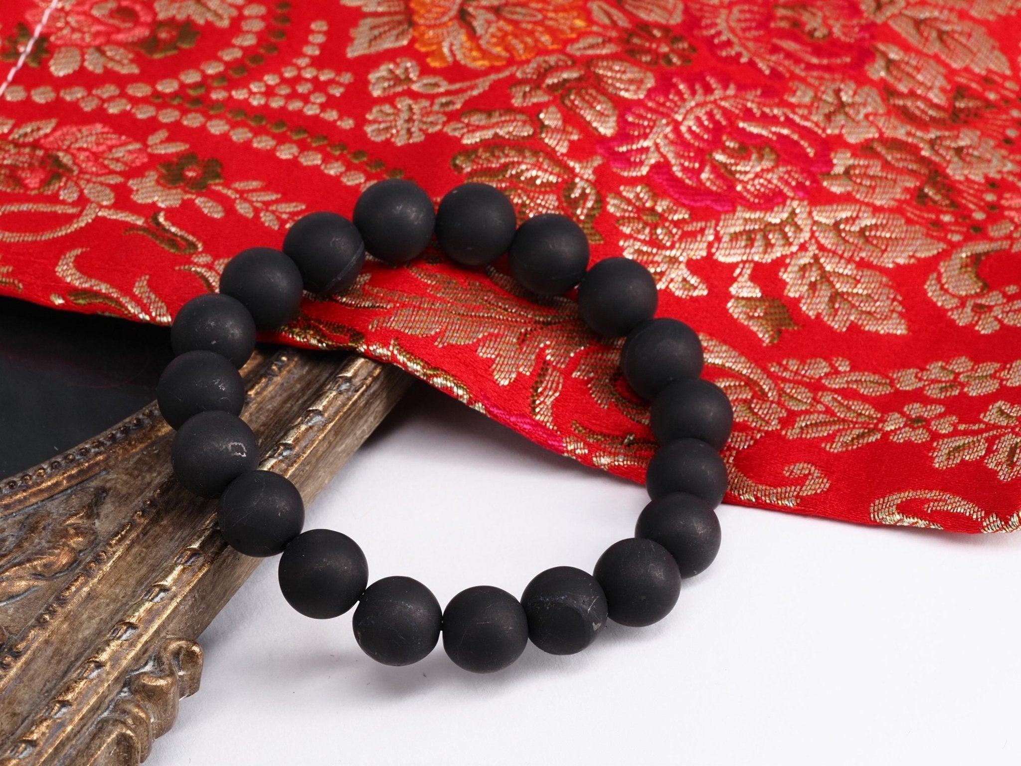 Schungit Armband Eleganz trifft auf kraftvolle Energie