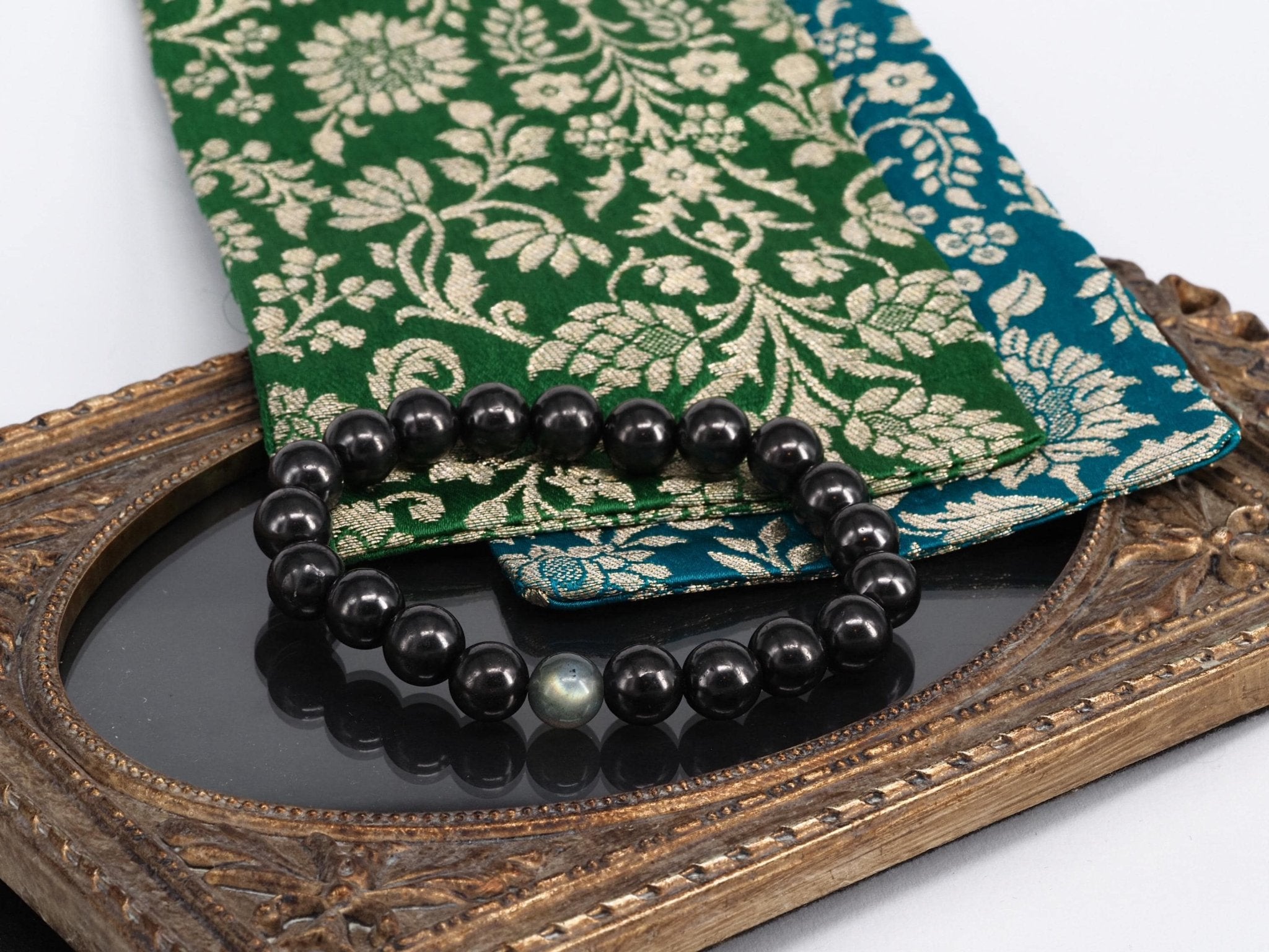 Schungit Armband Eleganz trifft auf kraftvolle Energie