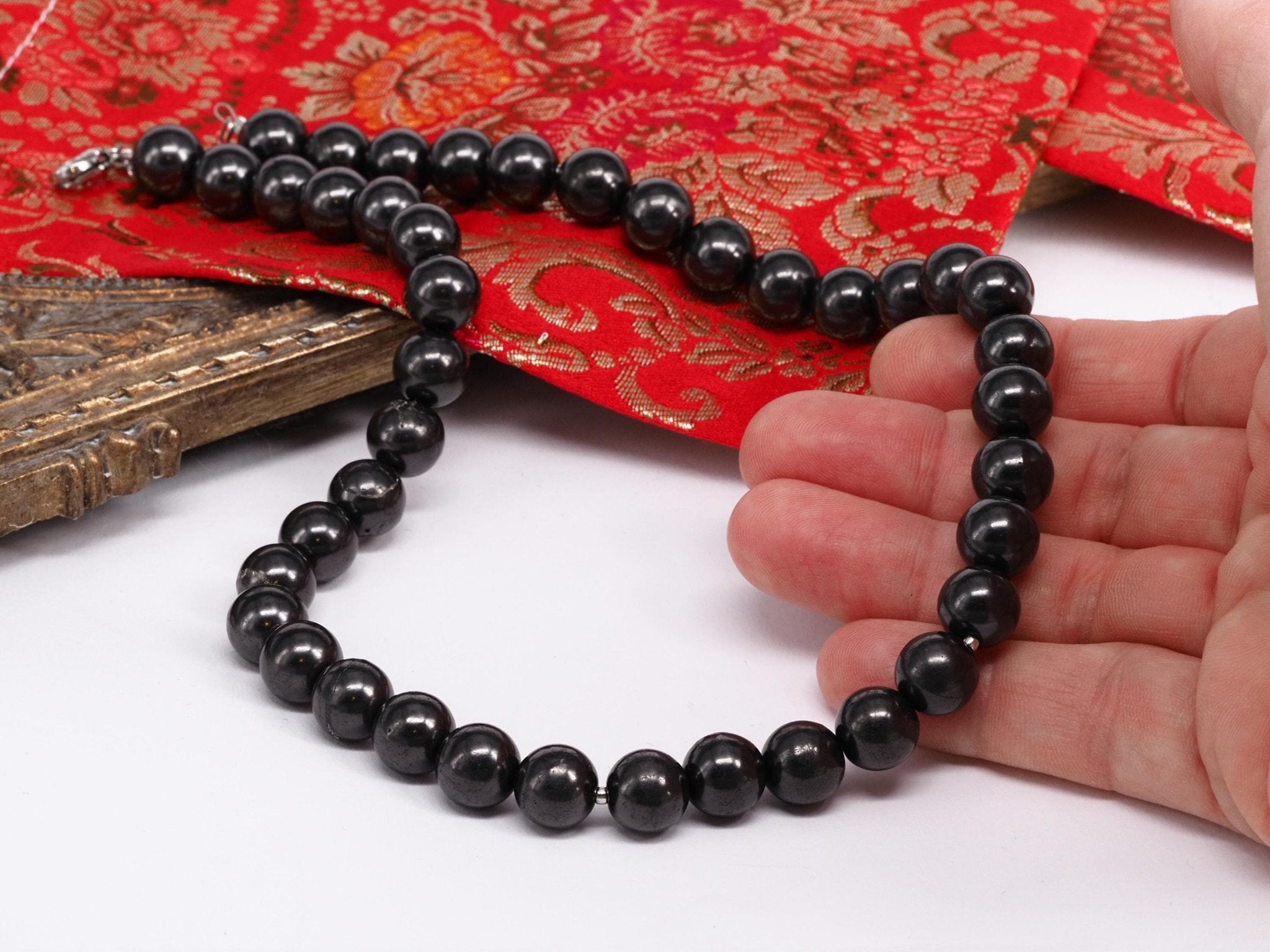 Schungit Kette Eleganz trifft auf kraftvolle Energie