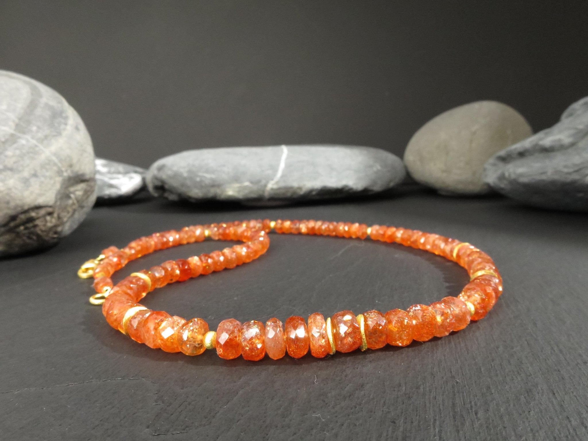 Sonnenstein Kette 48,5cm vergoldet Edelsteinkette