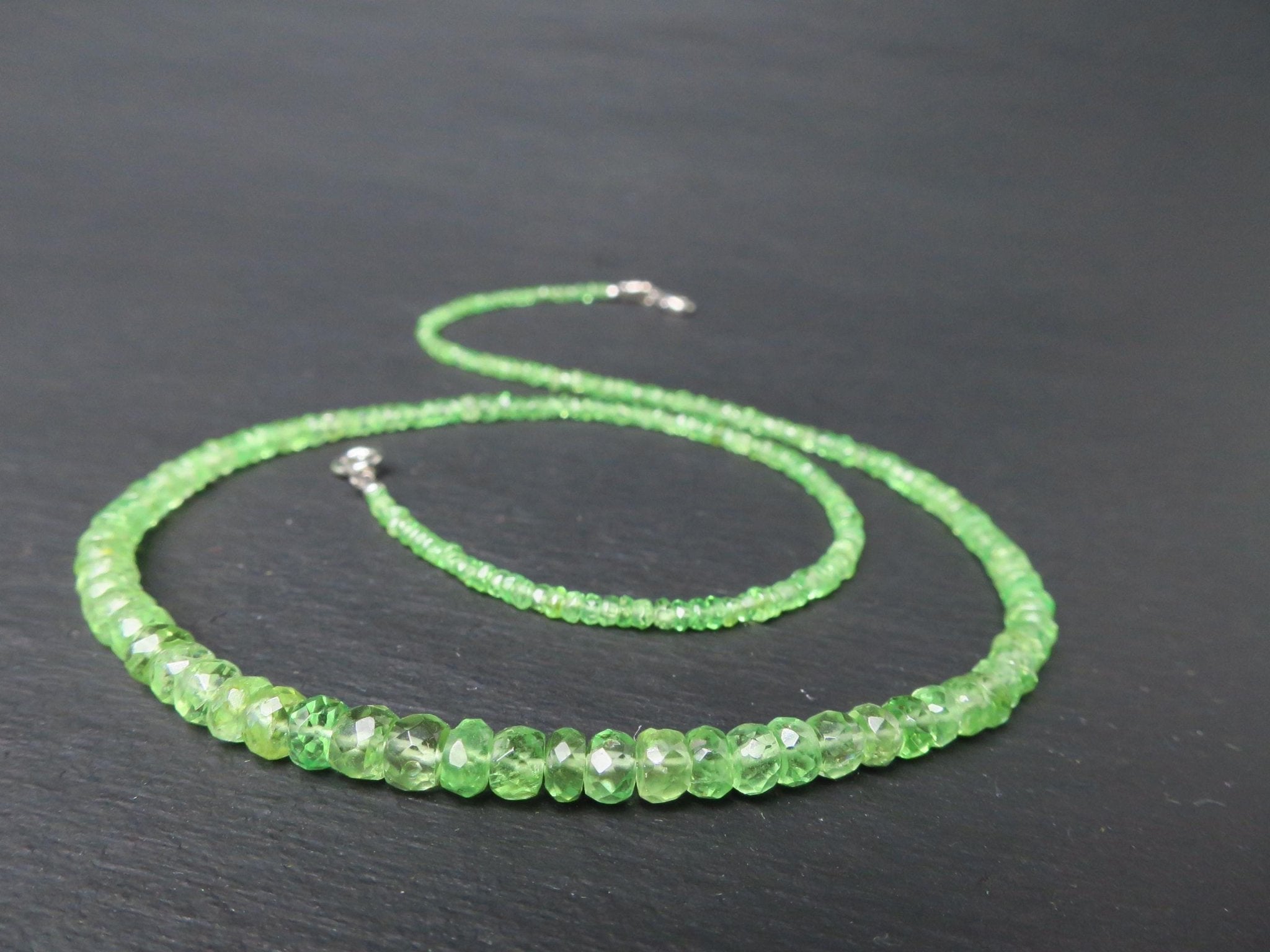 Tsavorit Kette grüner Granat 43cm Sterling Silber