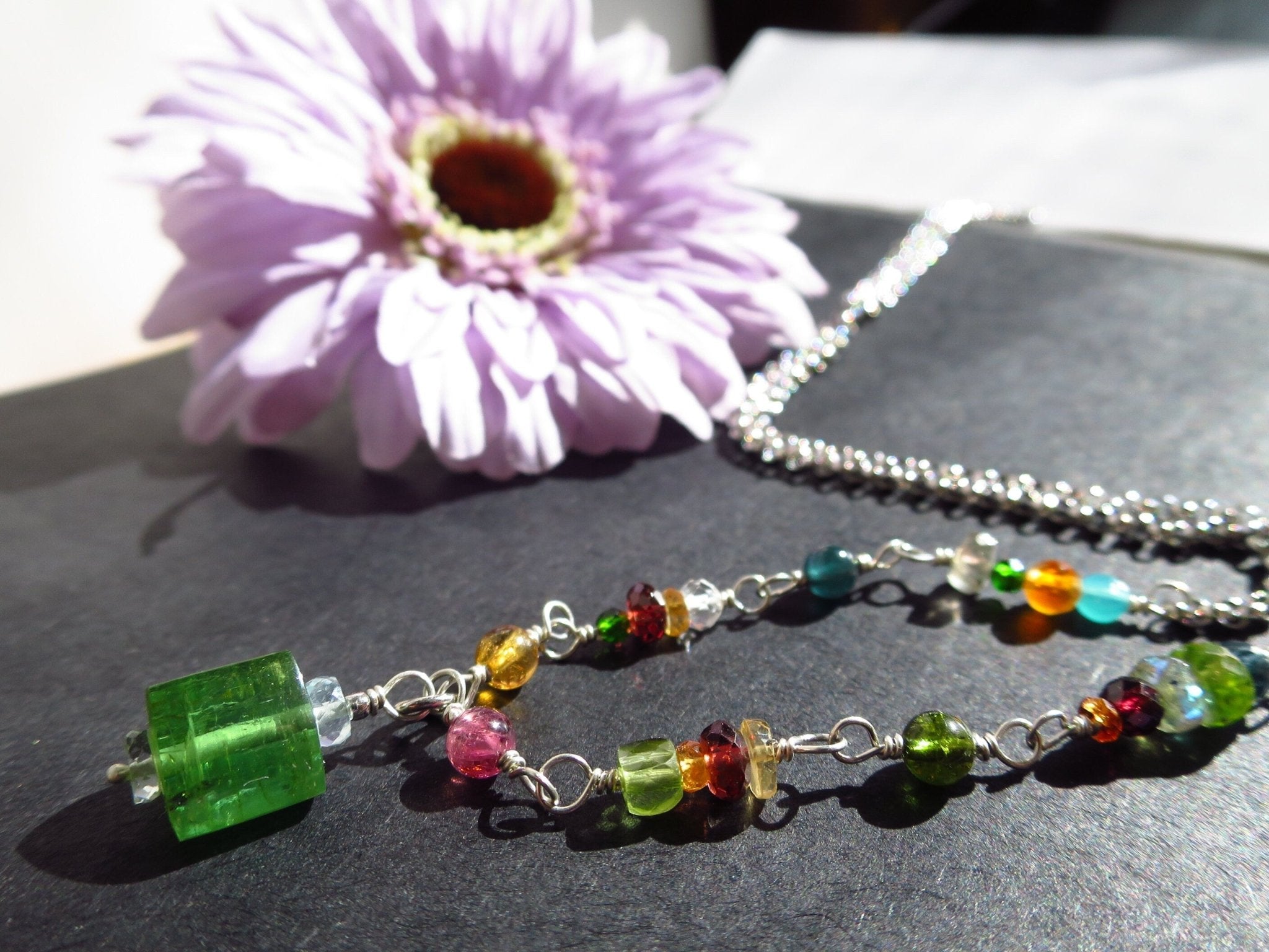 Turmalin Anhänger Silber Kette grün Turmalin Spitze Rosary Silber Turmalin Kristall Anhänger Rosenkranz Silber Edelstein Bunt Kette Silber