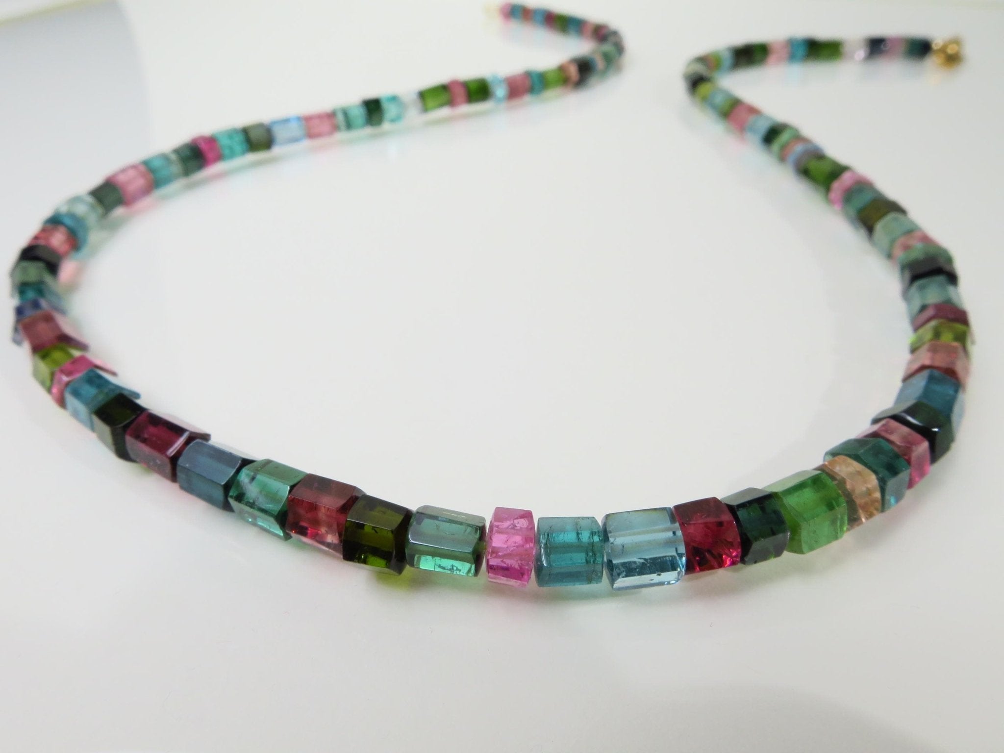 Turmalin Halskette blau rosa Edelstein Collier 9ct Gold