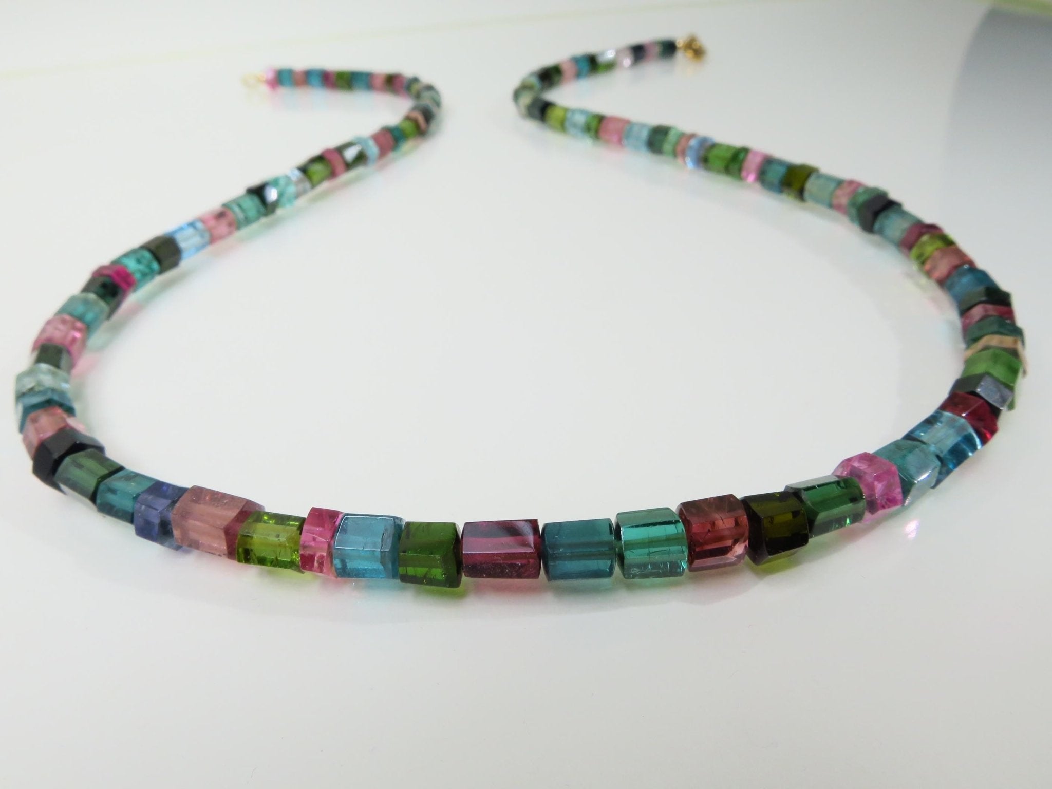 Turmalin Halskette blau rosa Edelstein Collier 9ct Gold