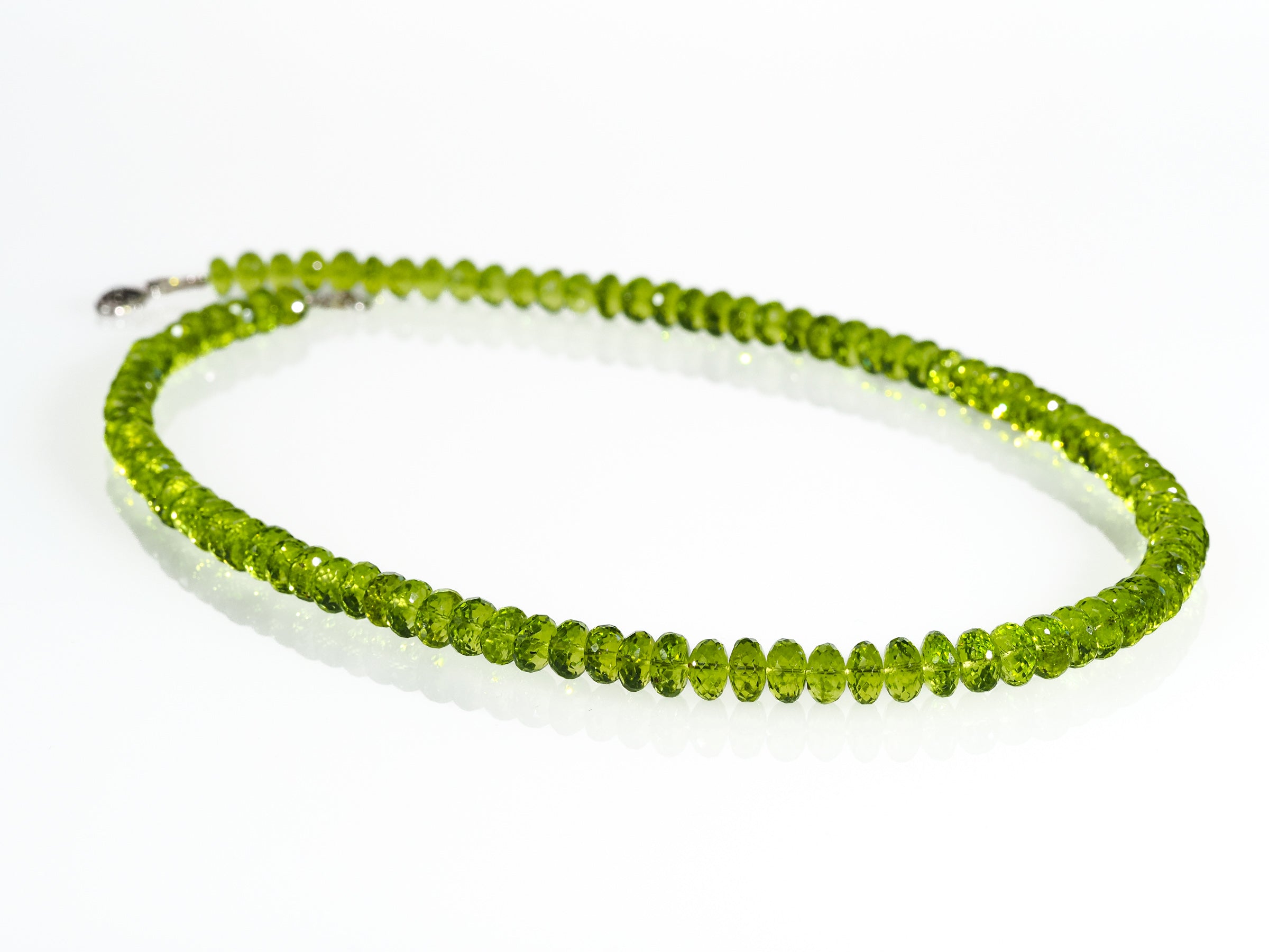 Peridot Kette seltene Größe & intensive Farbe - elstardesign