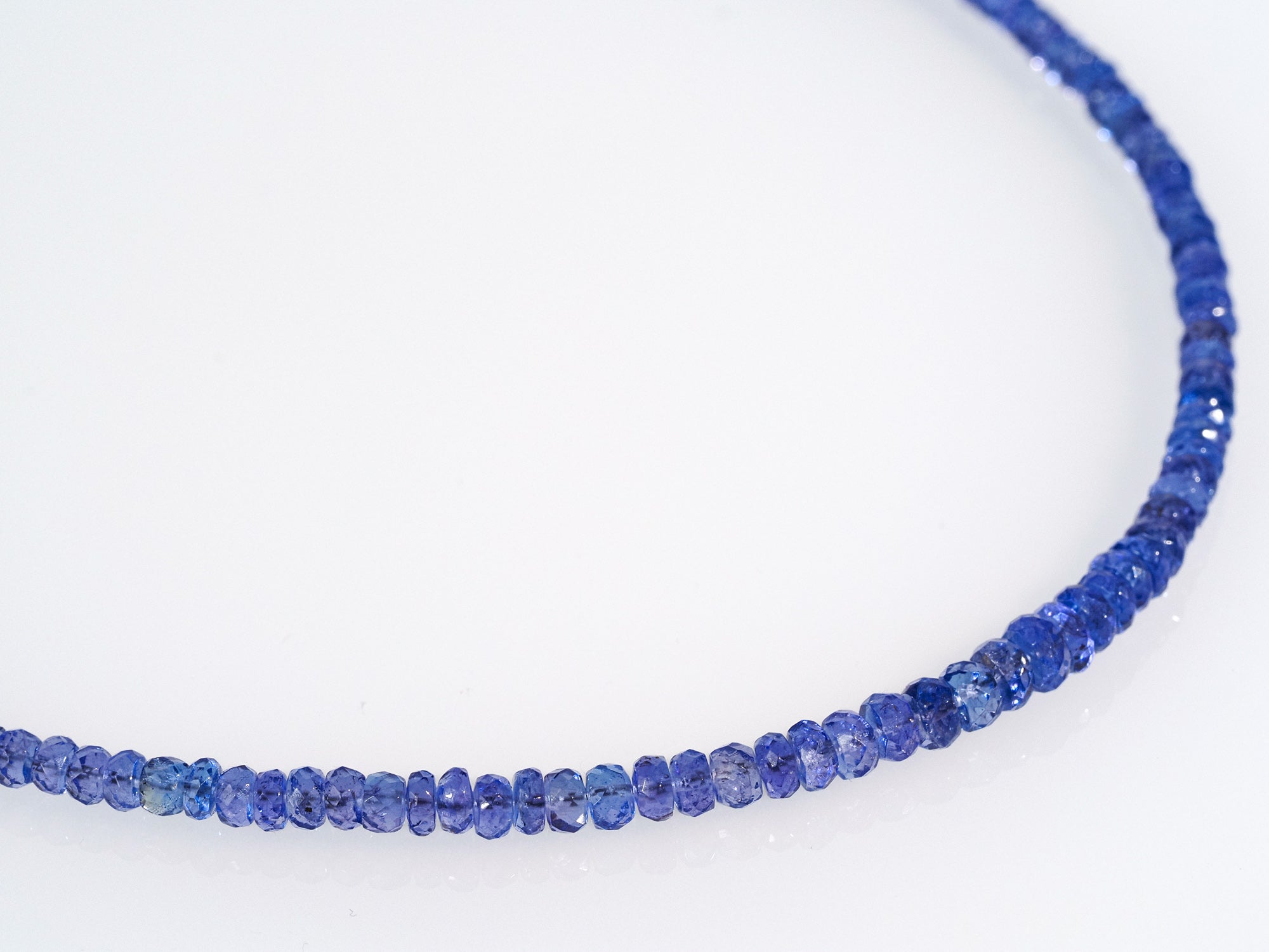 Tansanit Kette 925 Silber – Eleganz in Blau