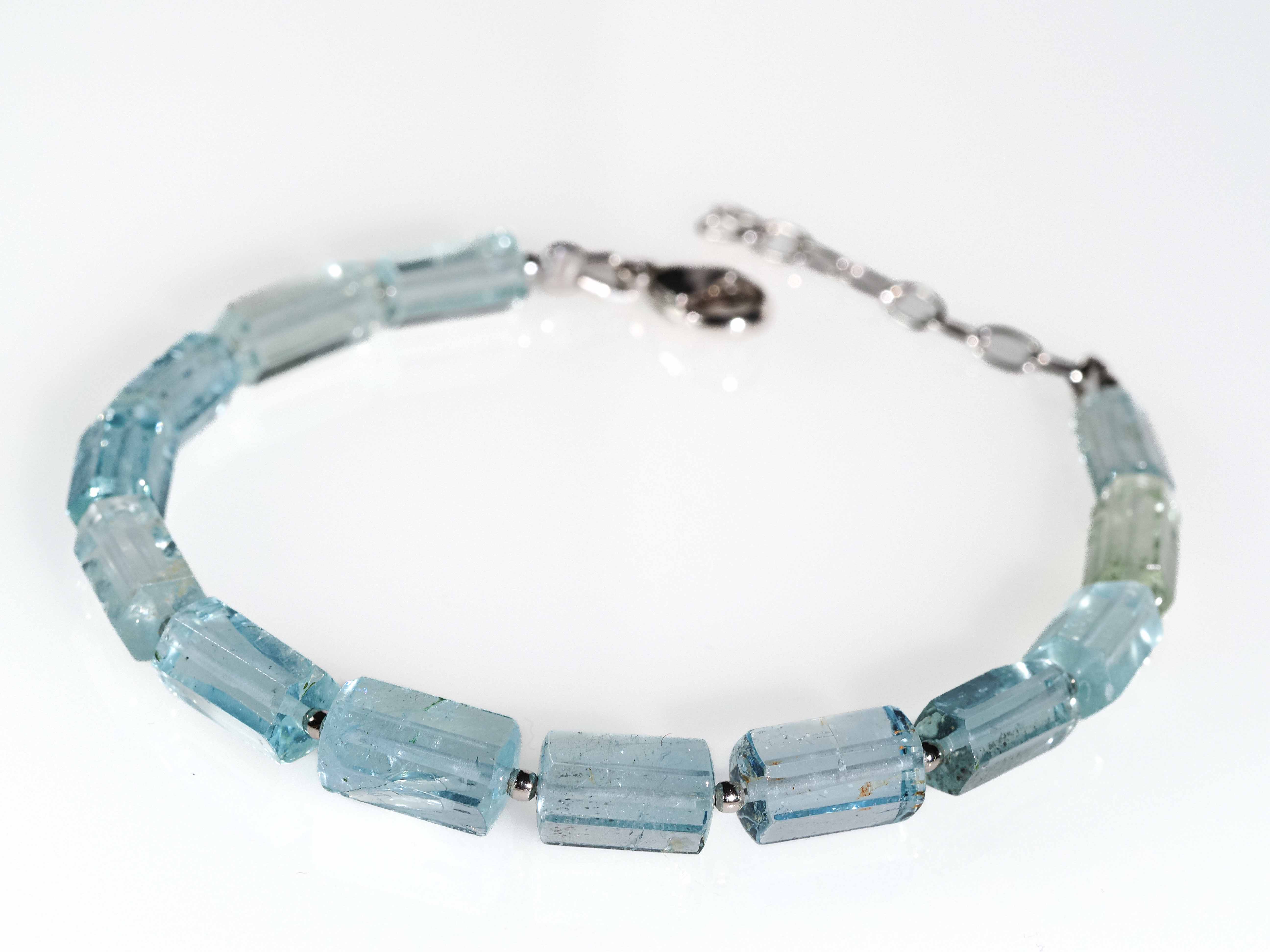 Aquamarin Armband – naturbelassene Kristallspitzen