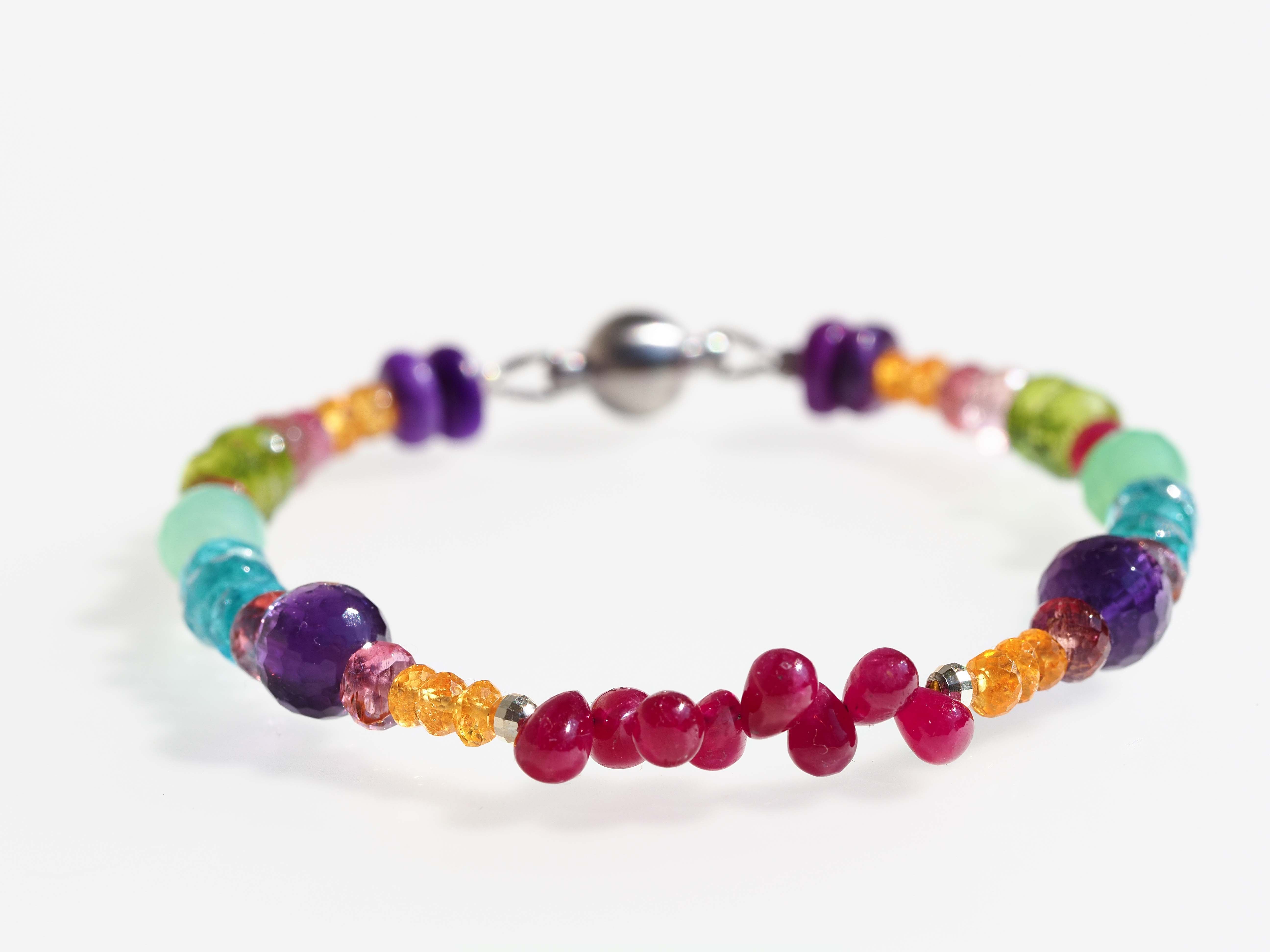 Farbintensives Edelstein Armband Magnetverschluss - elstardesign