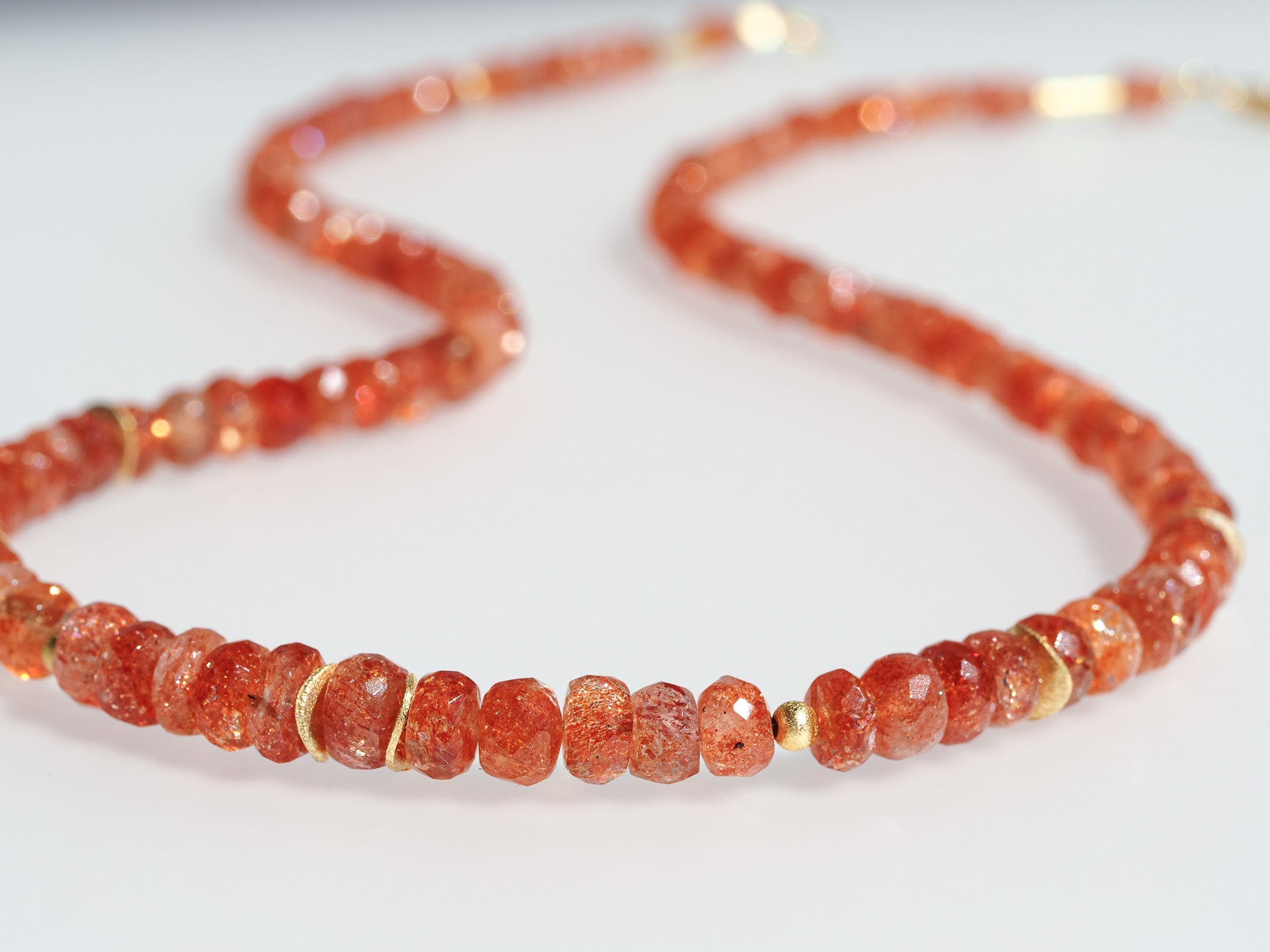 Sonnenstein Kette 48,5cm vergoldet Edelsteinkette