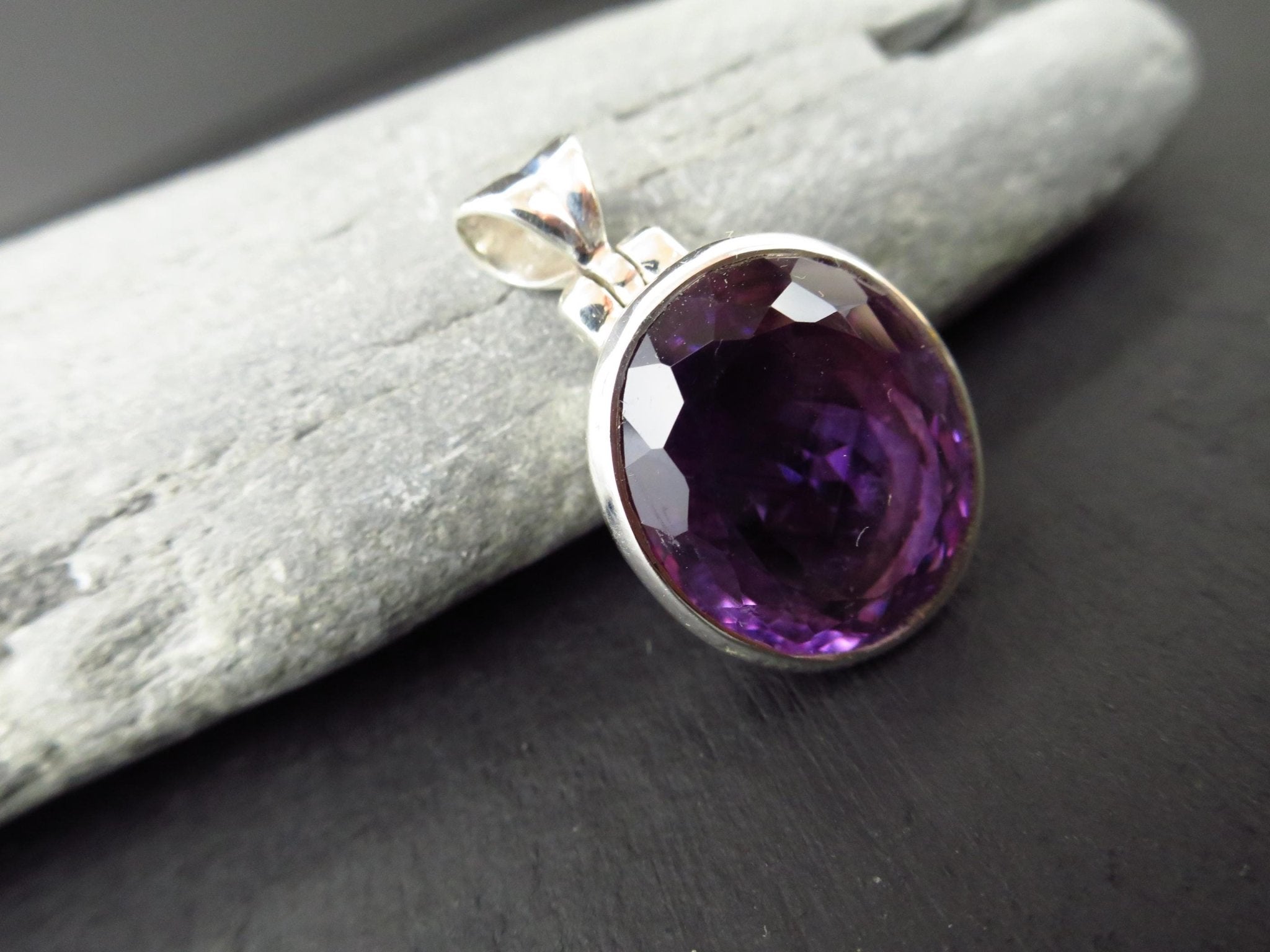 Amethyst Anhänger 925 Silber lila Edelstein Schmuckanhänger