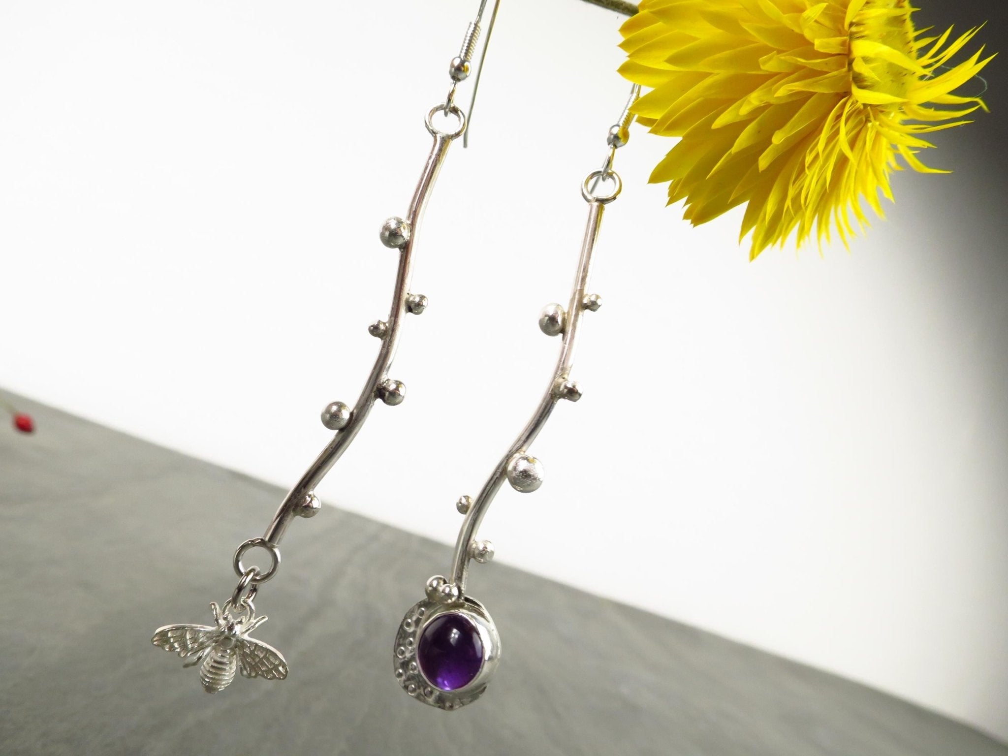 Amethyst Ohrhänger Silber Amethyst Silber Ohrringe Silber Biene Unikat Boho Ohrhänger lange Stein Ohrringe Lila Stein Silber Ohrschmuck