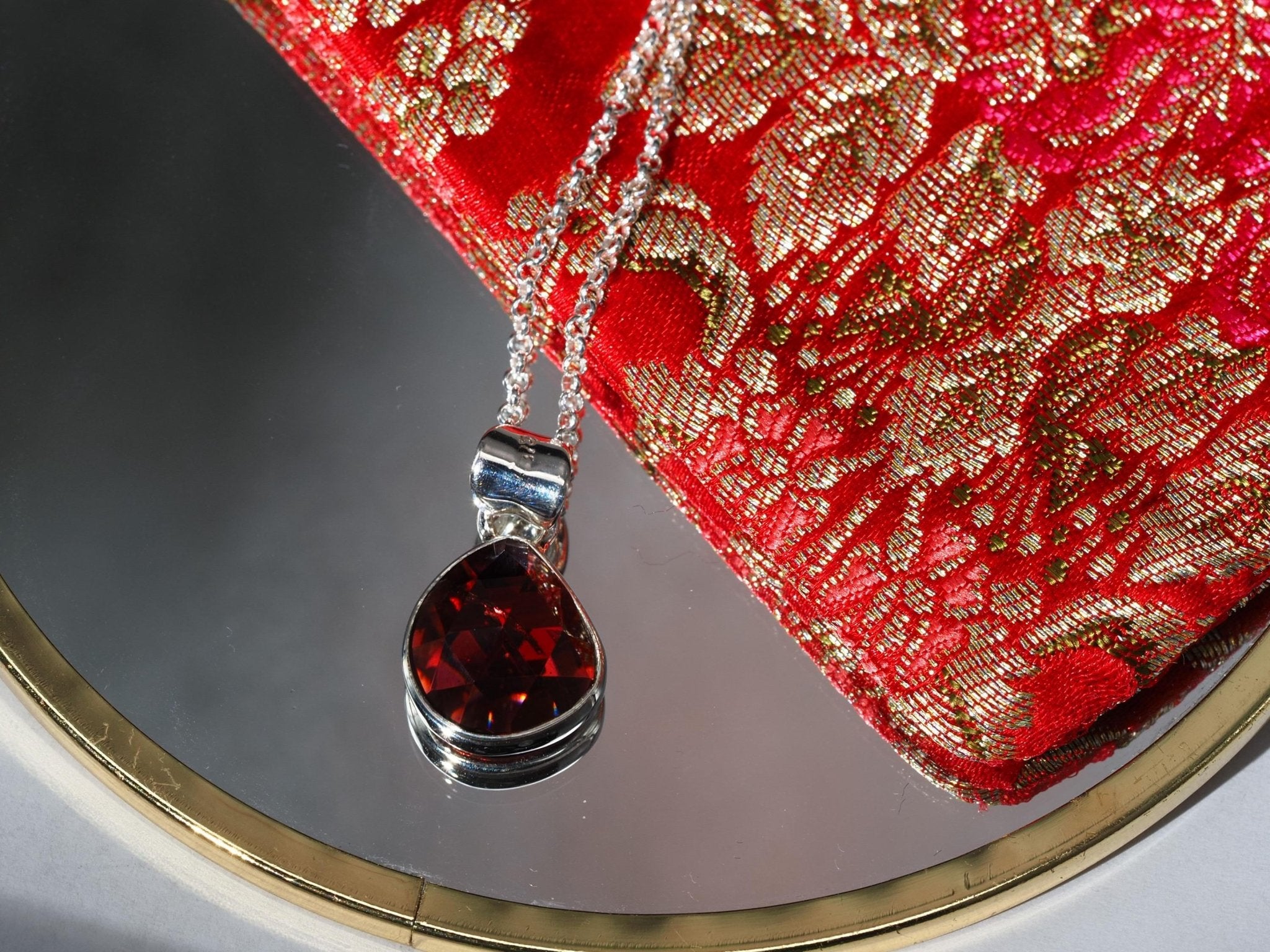 Anhänger Granat – roter Edelsteinanhänger Silber