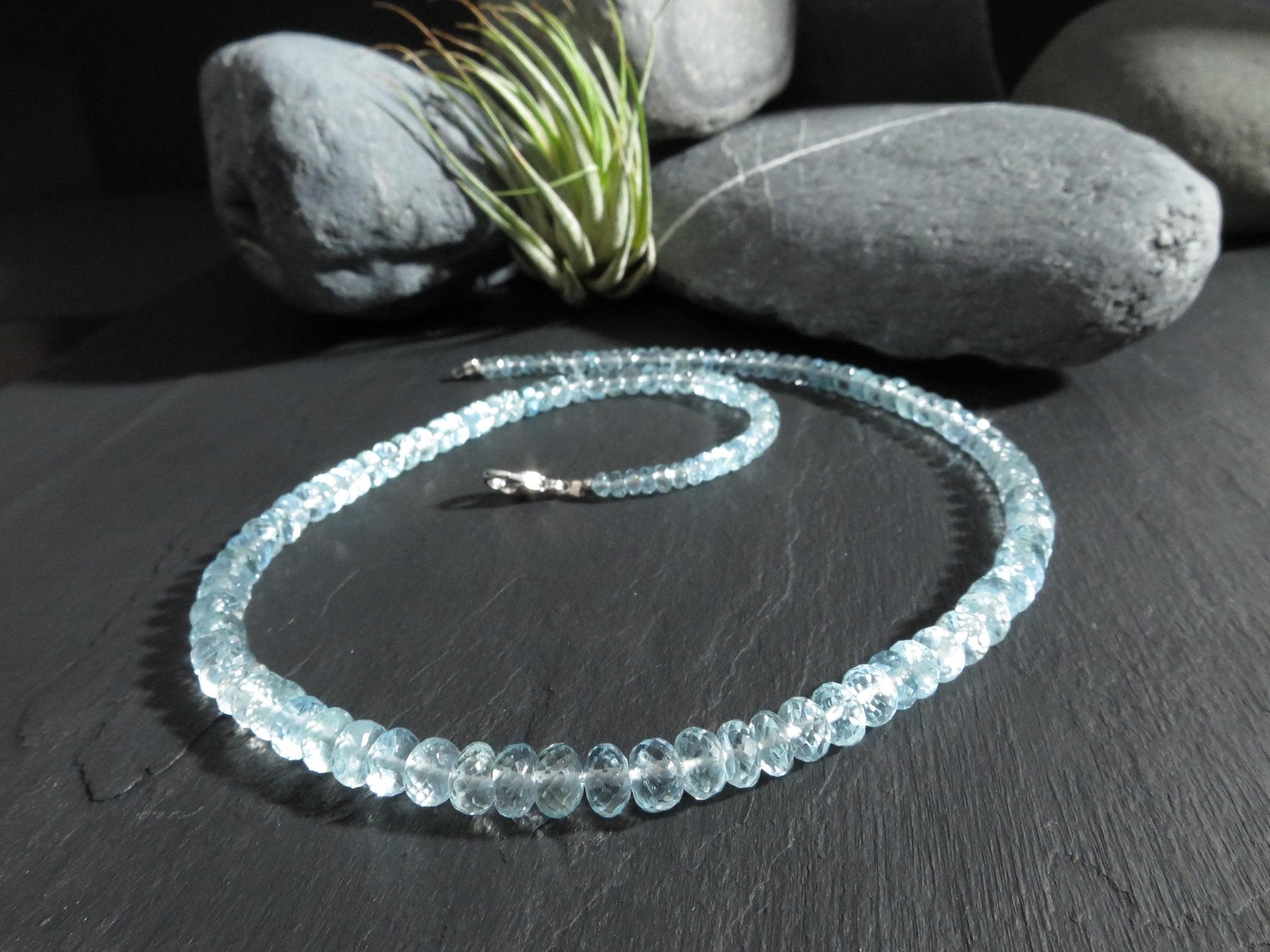 Aquamarin Kette facettiert natur Edelstein Collier