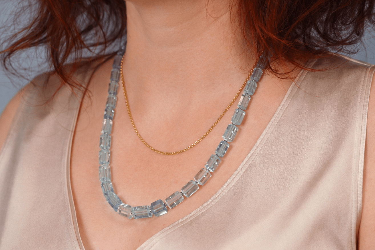 Aquamarin Kristall Kette – naturbelassen, brillant & exklusiv
