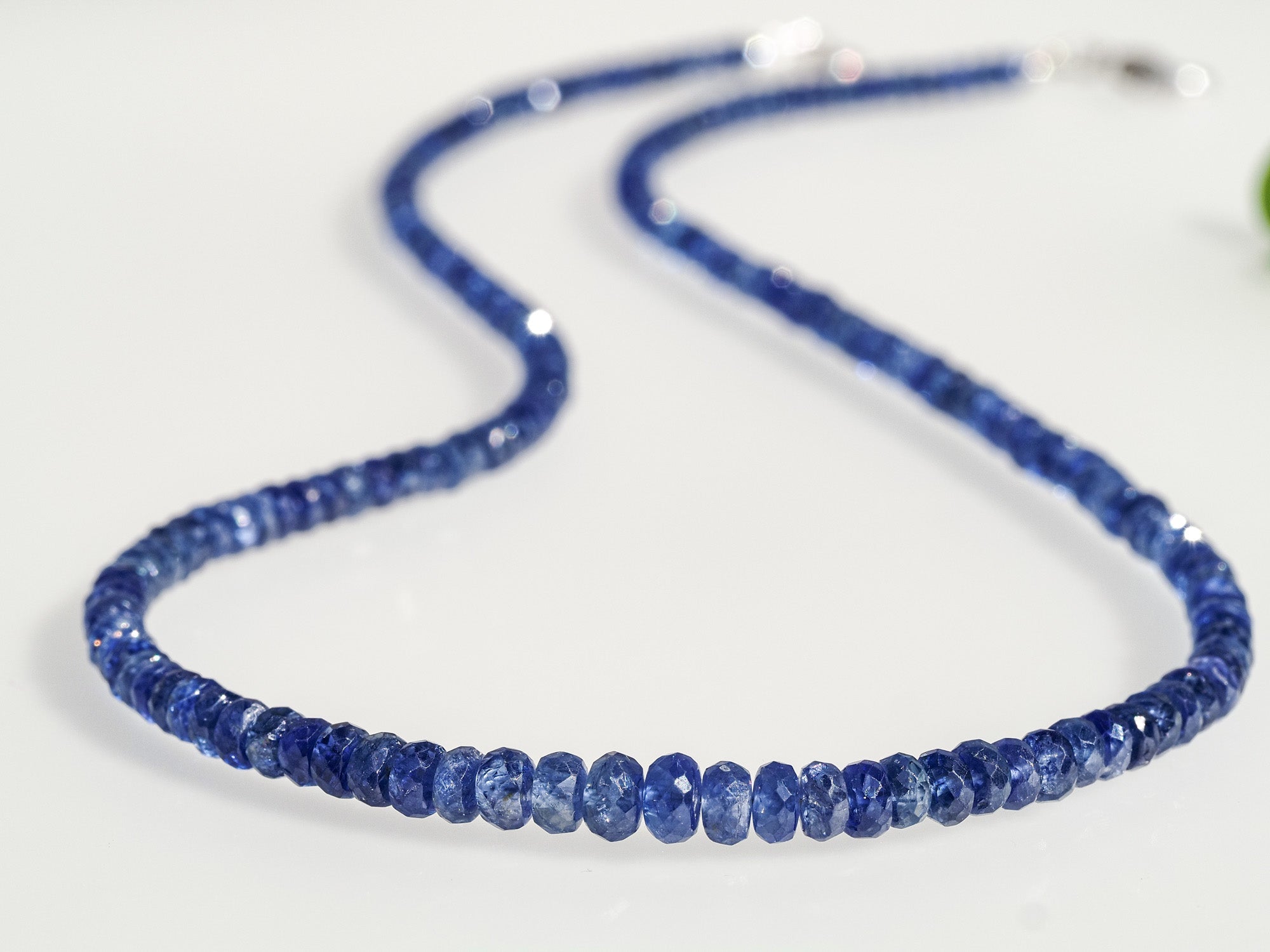 Blaue Saphir Kette facettiert Natur Edelstein Collier