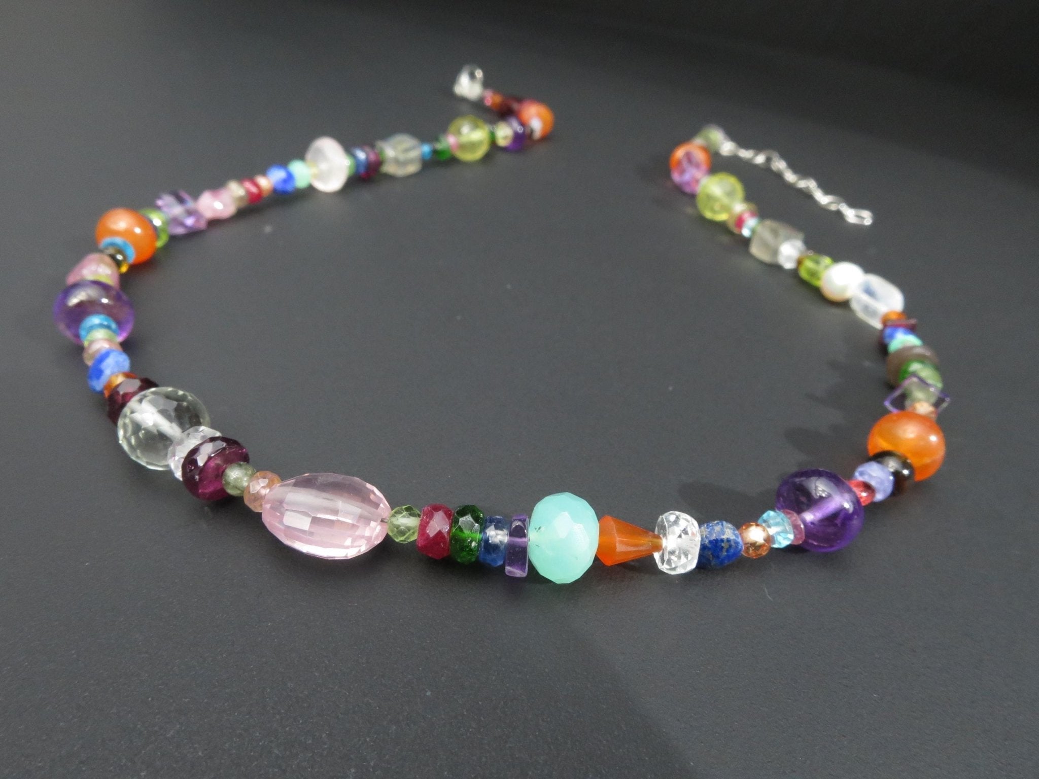 Bunte Edelstein Kette Saphir Karneol Kyanit Amethyst