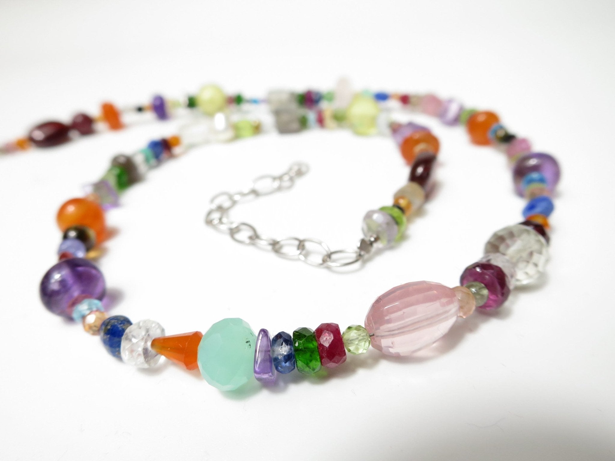 Bunte Edelstein Kette Saphir Karneol Kyanit Amethyst