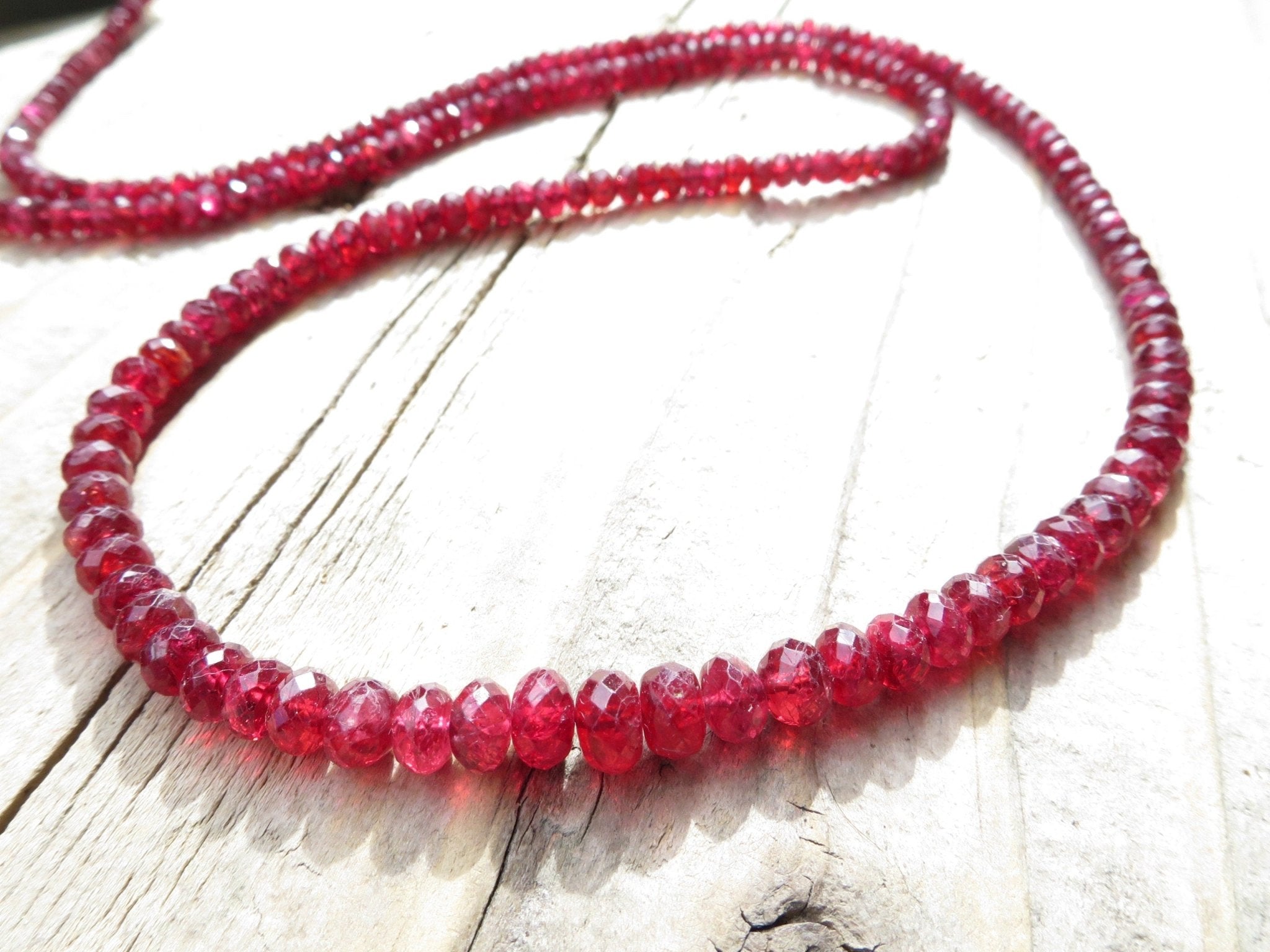 Fantastische Spinell Edelstein Kette Silber rot Natur