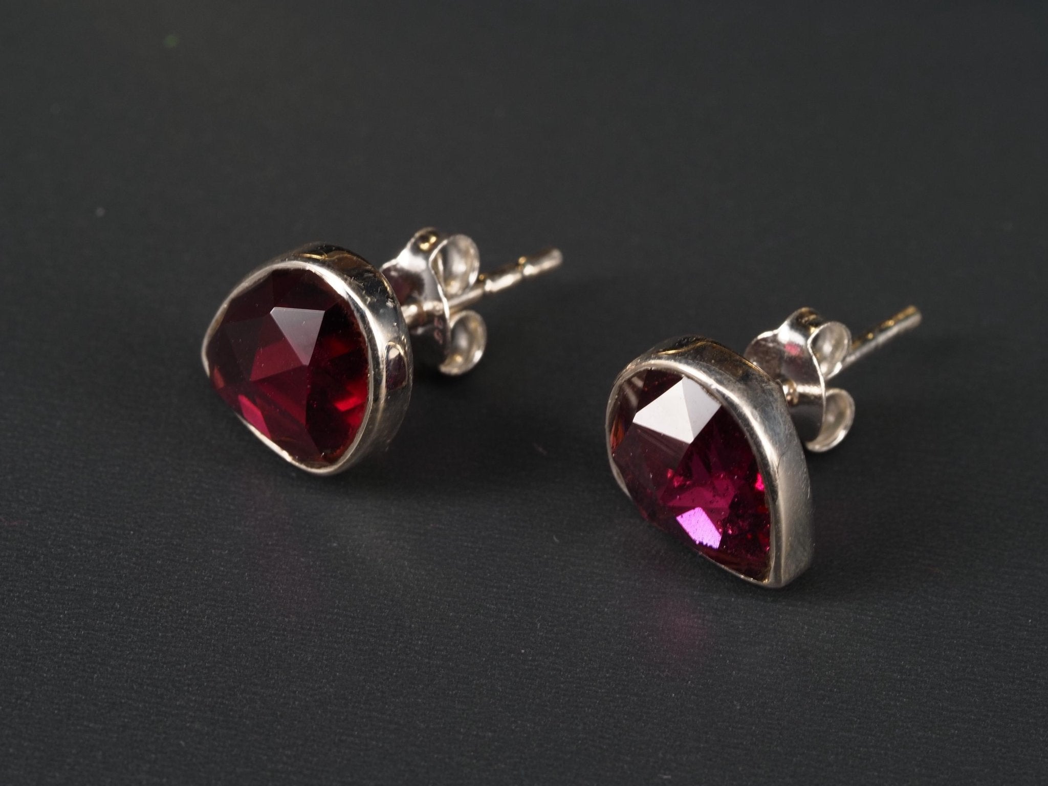 Granat Ohrstecker rose cut 925 Sterling Silber