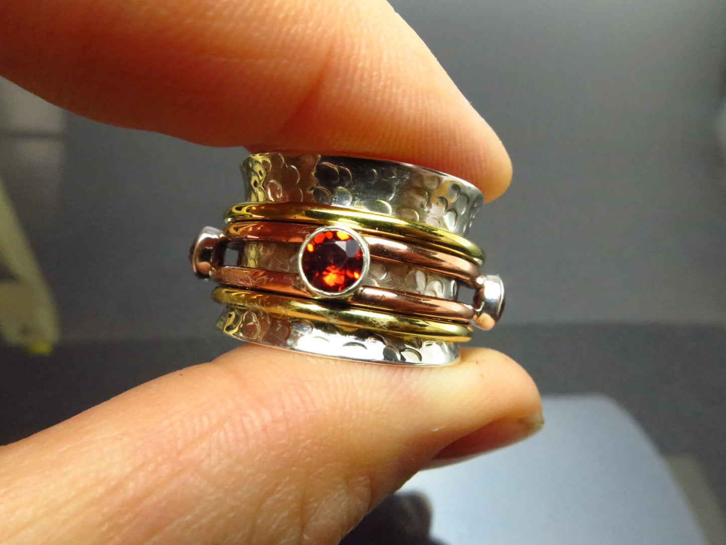 Spinner Ring Meditation Ring Garnet Worry ring stacking Unisex Size 9 gemstone 925 Silver birthstone november gift present birthday