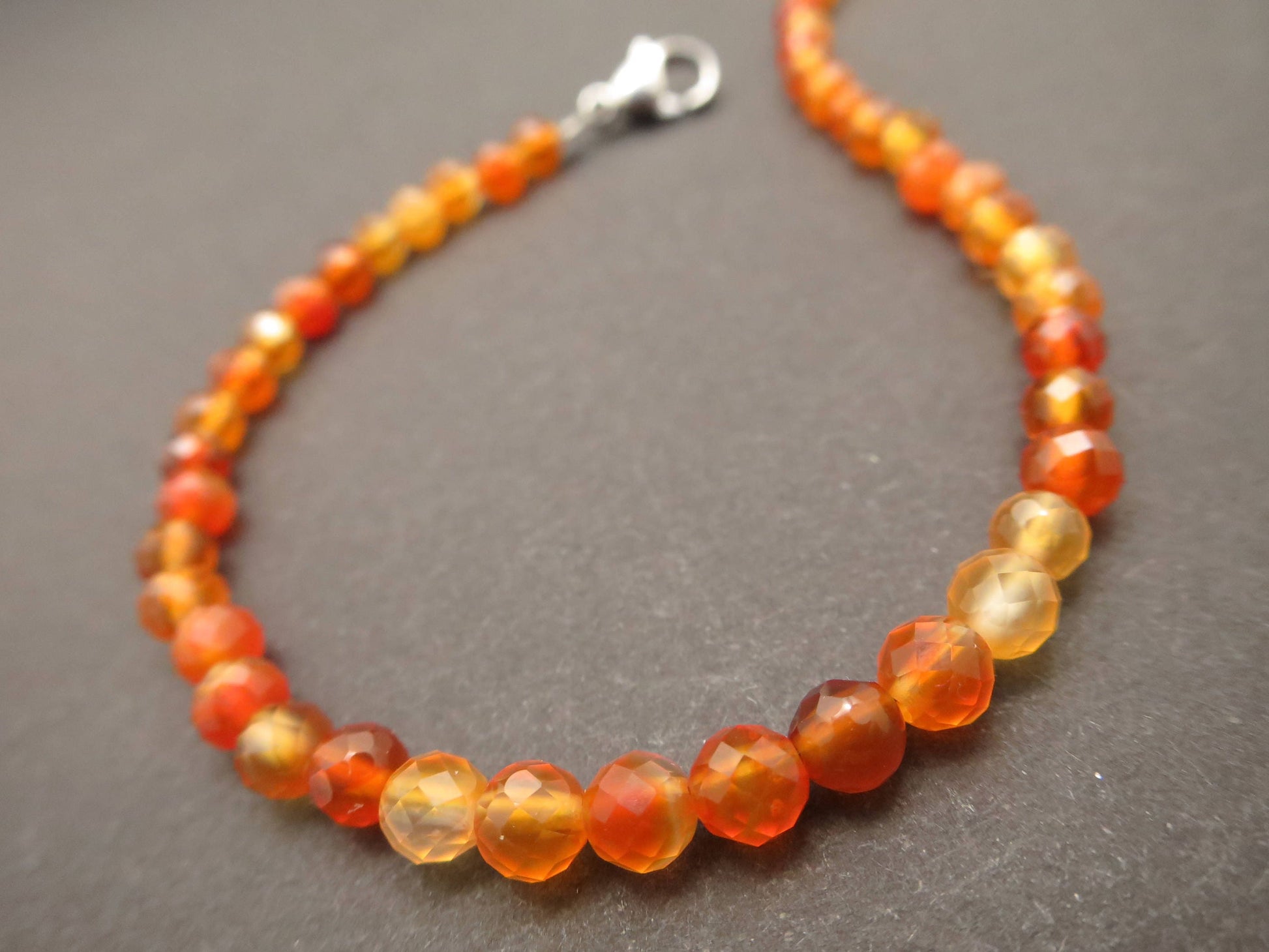 Orange Karneol Armband leuchtend Geburtstag Geschenkidee Edelstein Sommer Achat Chalcedon facettiertKette collier Achat Chalzedon