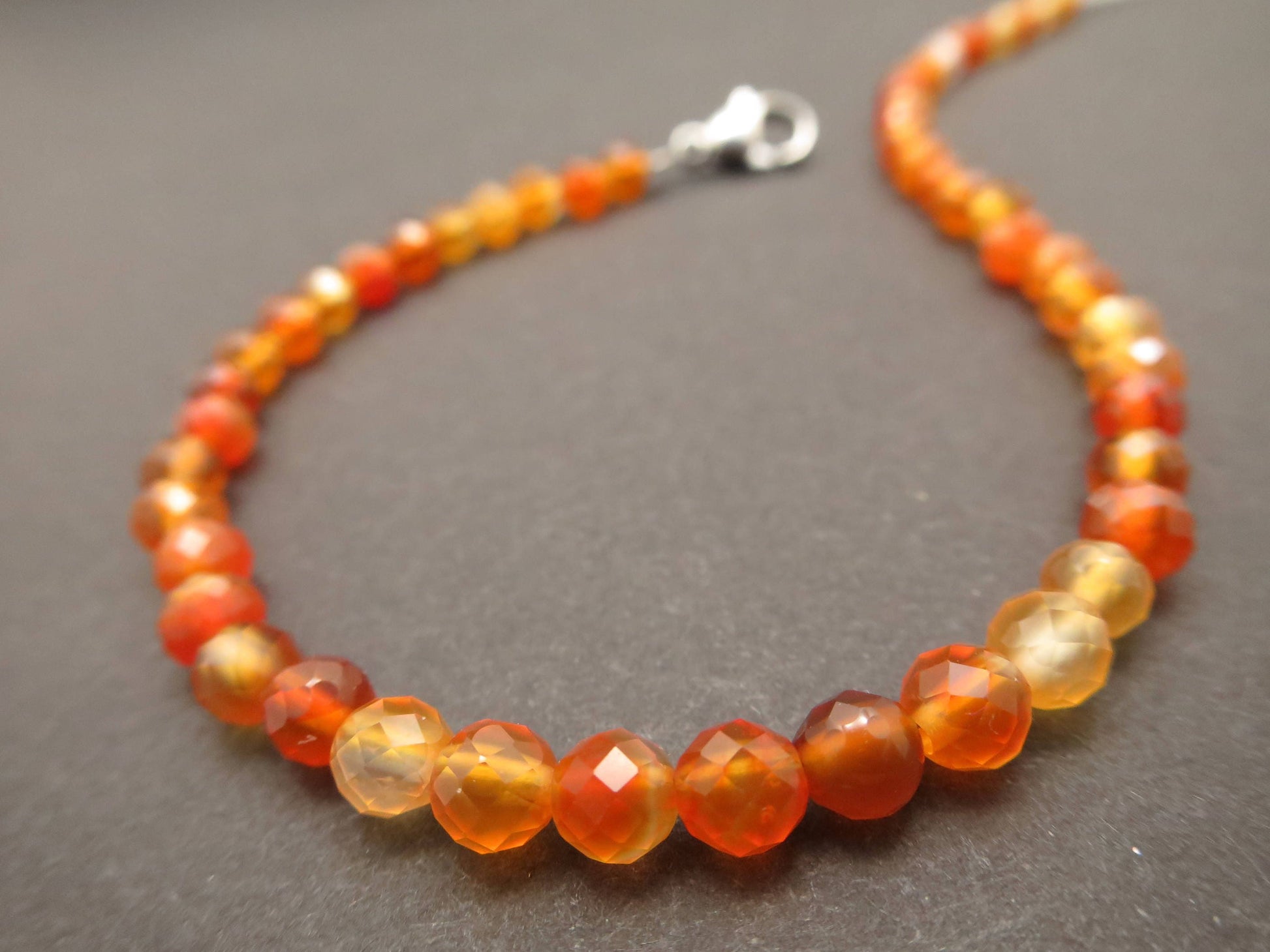 Orange Karneol Armband leuchtend Geburtstag Geschenkidee Edelstein Sommer Achat Chalcedon facettiertKette collier Achat Chalzedon