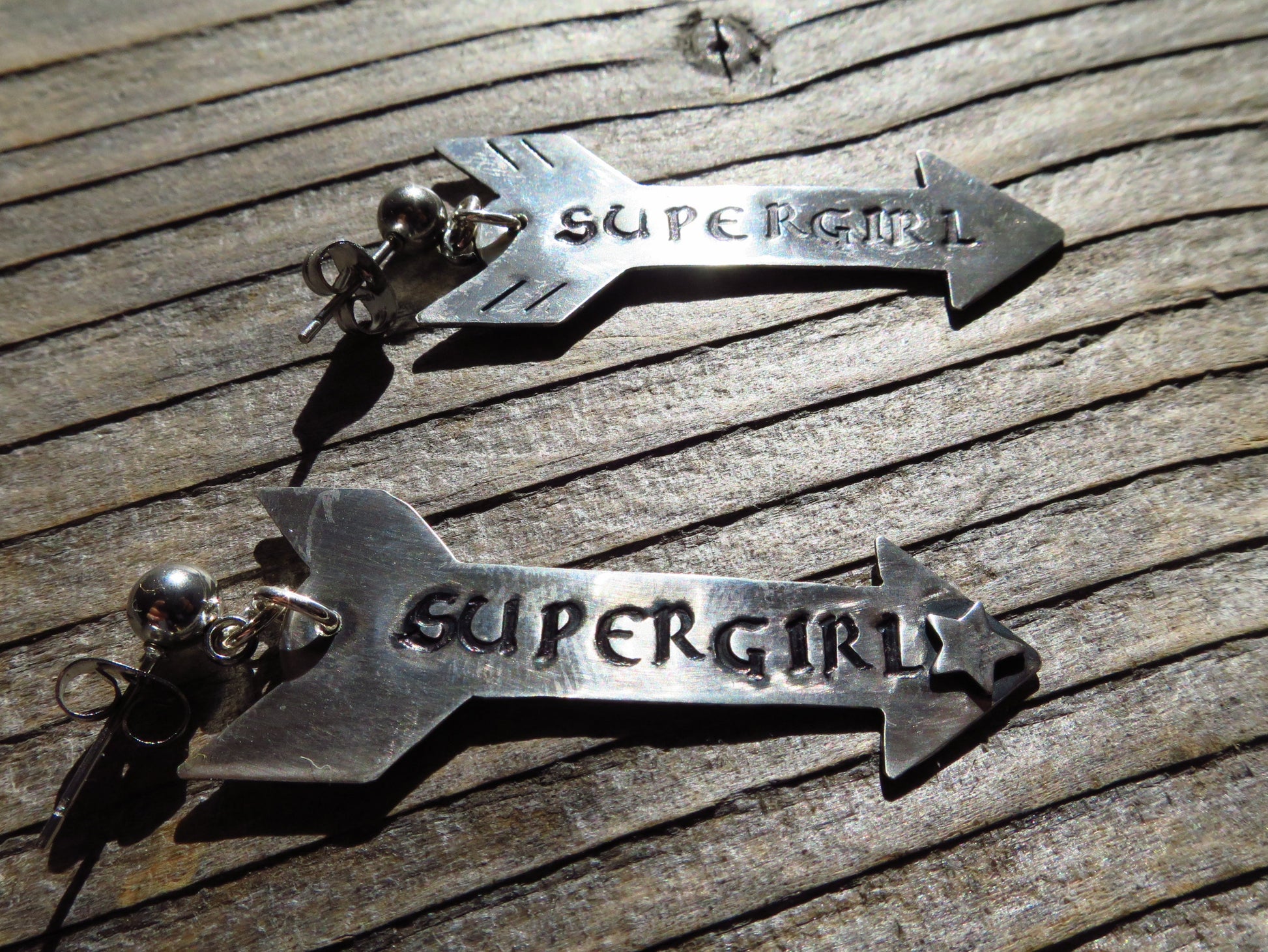 Supergirl earrings made of 925 Sterling Silver with stainless steel earstuds long arrow earrings retro look