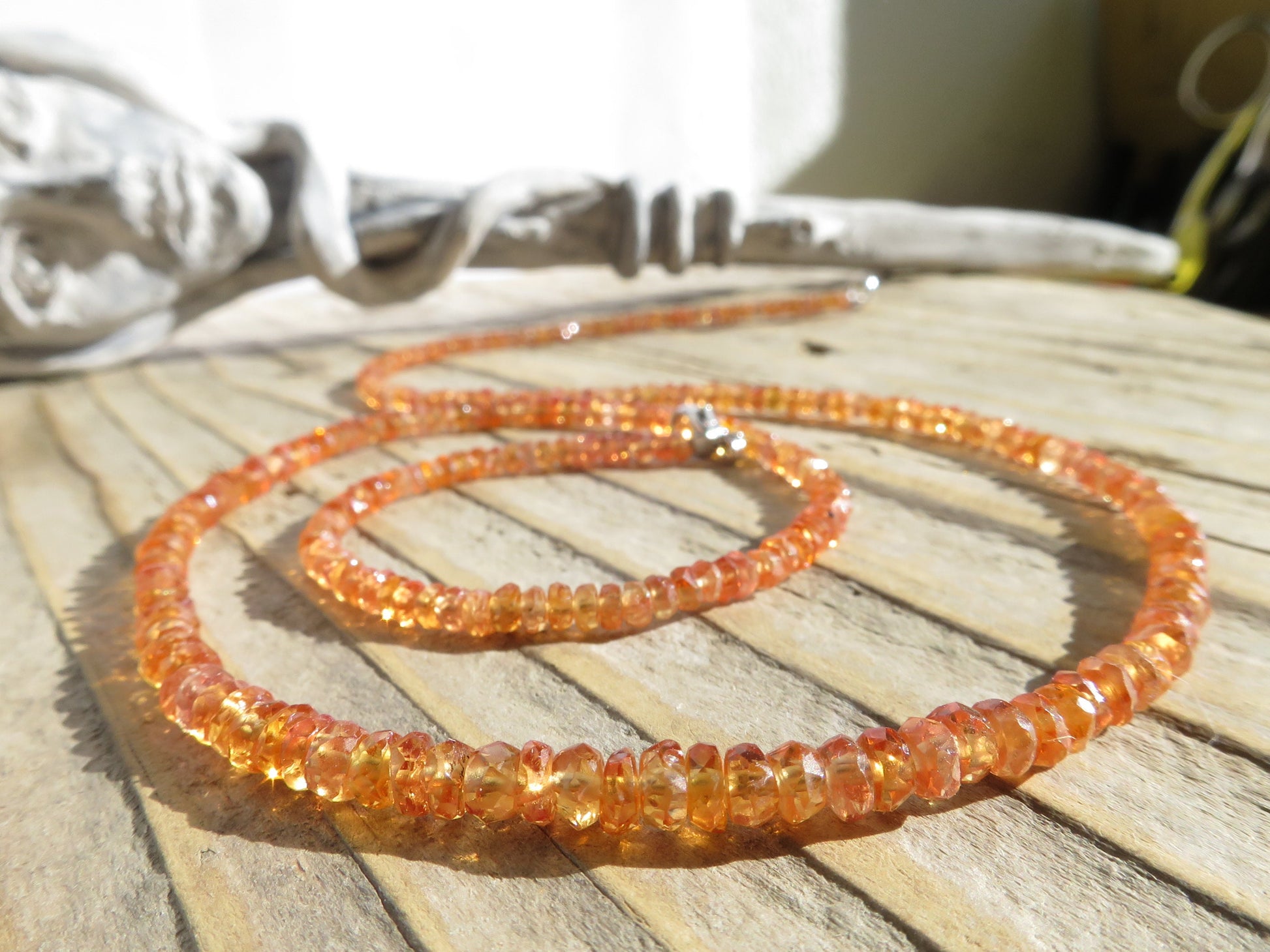 SKN9 Saphir Kette orange Collier Geburtstag höchste Qualität facettiert Steine Natur orange pfirsich Farbe Sterling Silber Verschluss