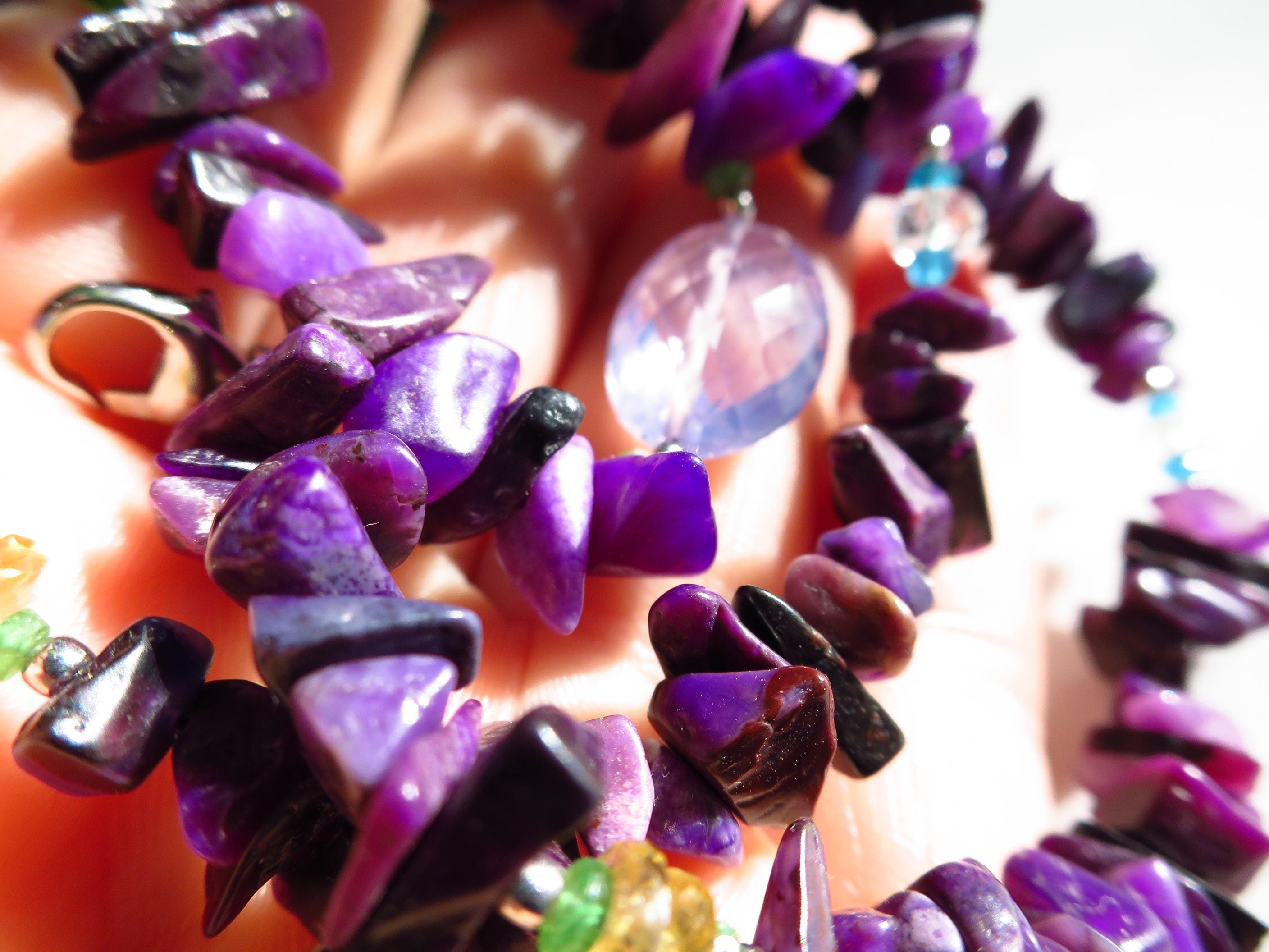 Echte Sugilith Edelstein Kette mit Lavendel Quarz