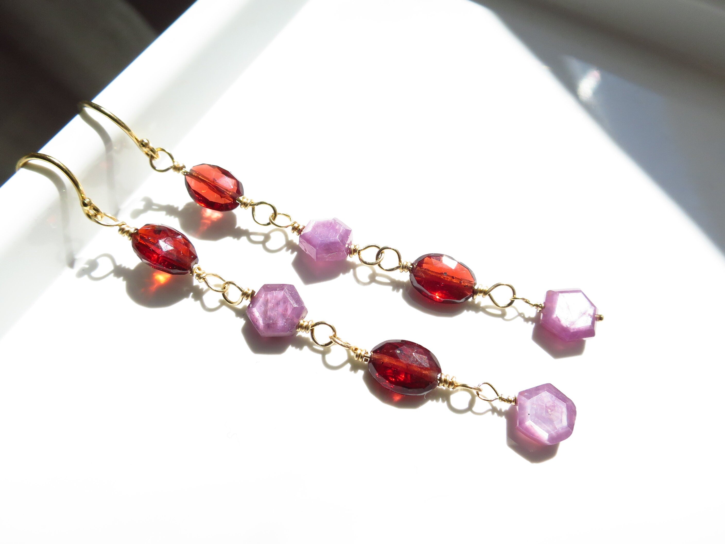 Rubin Ohrringe mit Granat Perlen gold filled