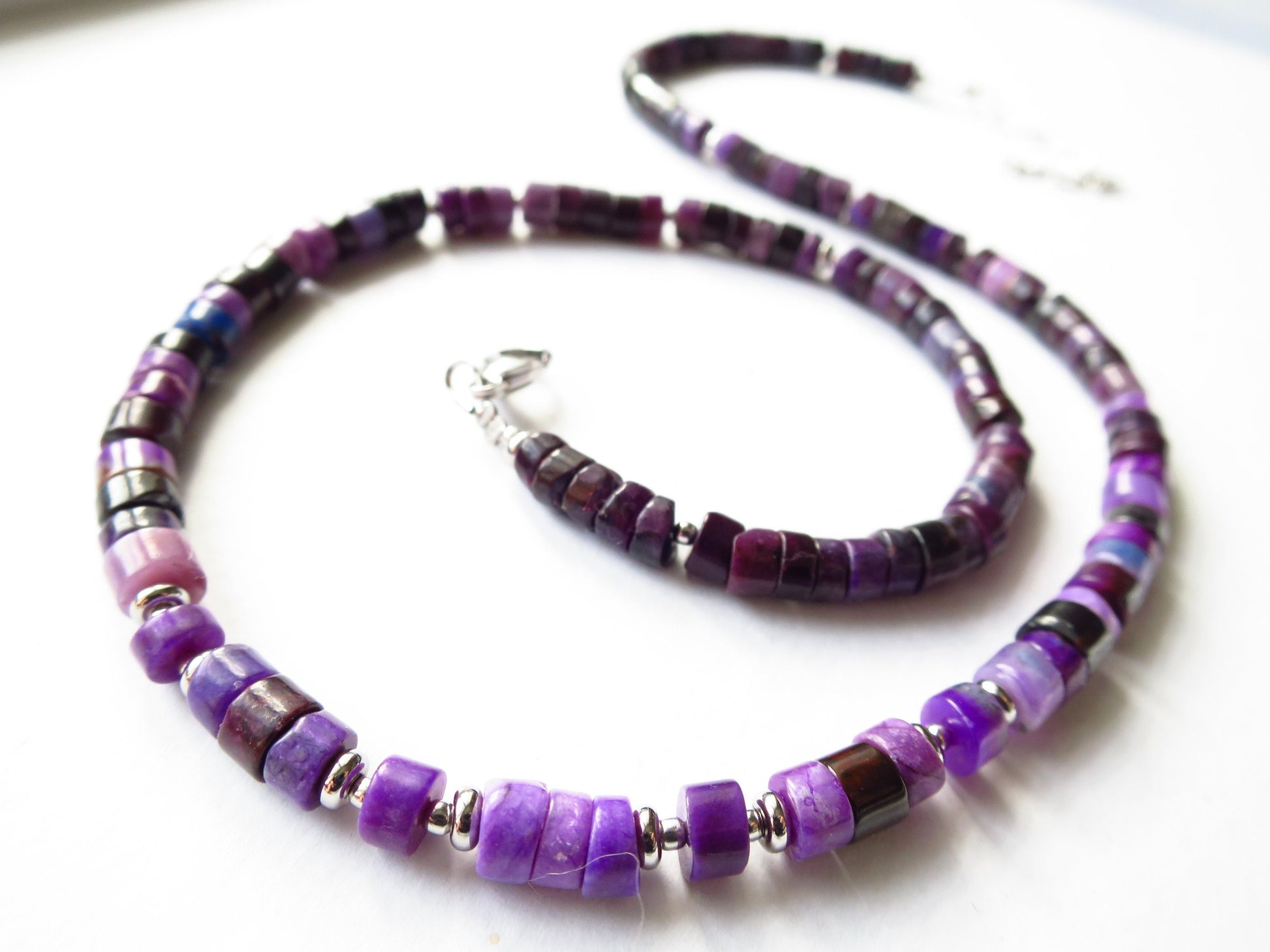 Fantastische echte SP10 Sugilite Collier Edelstein unbehandelt nicht gefärbt/geölt intensive Farbe Sterling Silber rhodiniert Natur