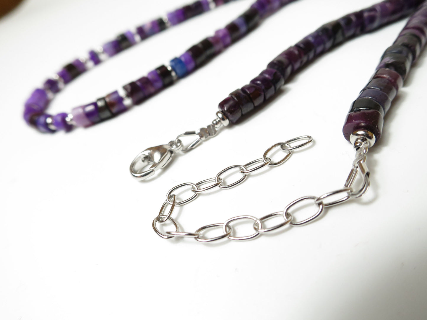 Fantastische echte SP10 Sugilite Collier Edelstein unbehandelt nicht gefärbt/geölt intensive Farbe Sterling Silber rhodiniert Natur