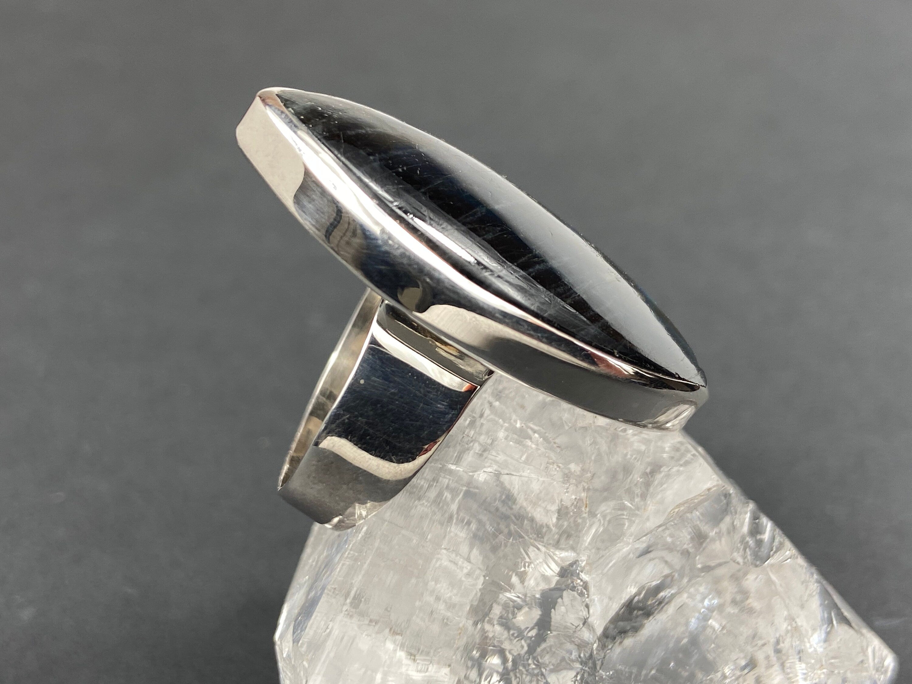 Farbenfroher Spektrolith Ring massives Sterling Silber