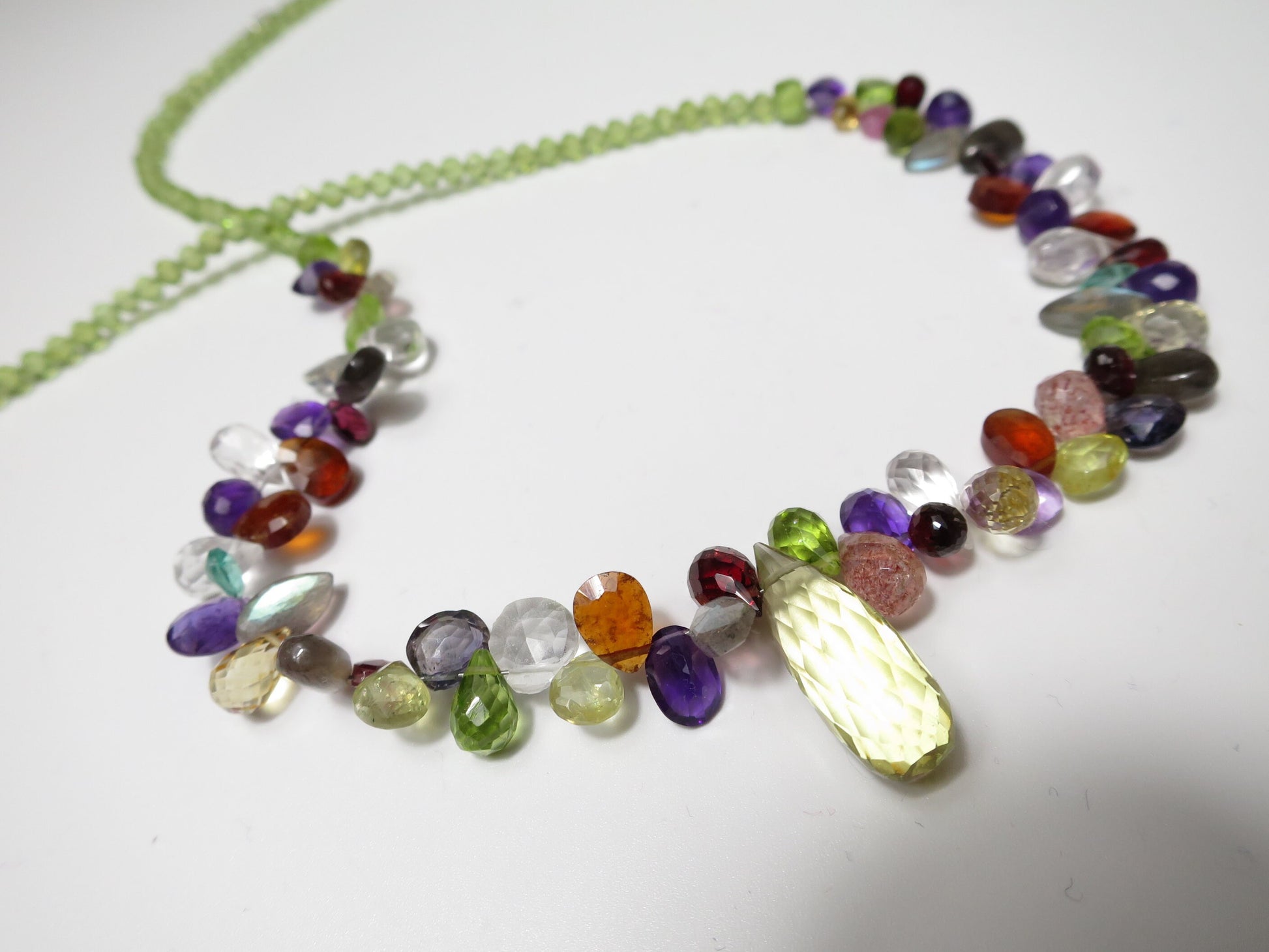 Kunterbunte fröhliche Tropfen Kette Amethyst Geburtstag Geschenk Sommer Kette Granat, Citrin, Peridot, Aquamarin, Apatit,