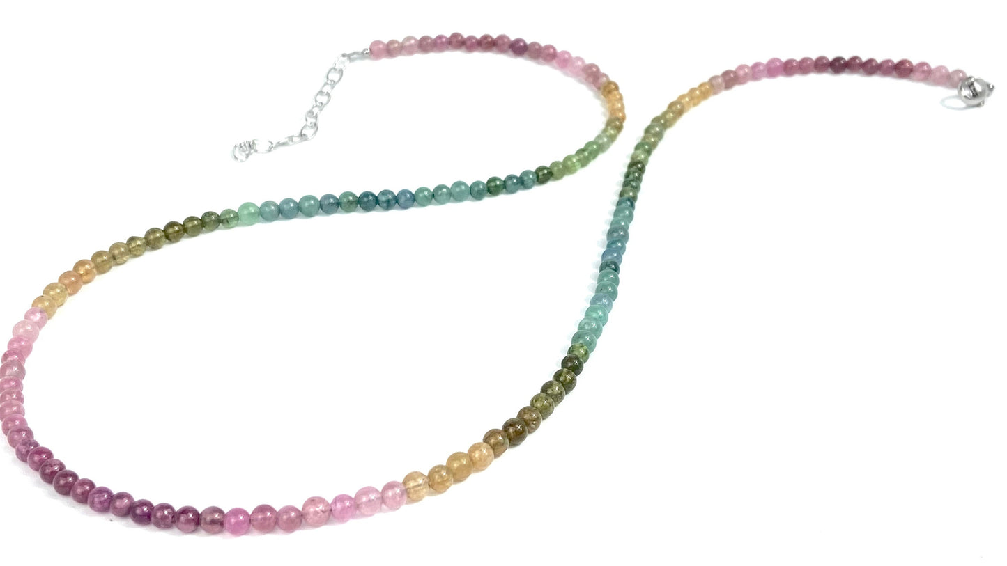 Bunte Turmalin-Edelstein-Halskette, wassermelonengrün, rosa, gelb, glatter Turmalin/Edelstein-Halskette, natürliche unbehandelte Perlen
