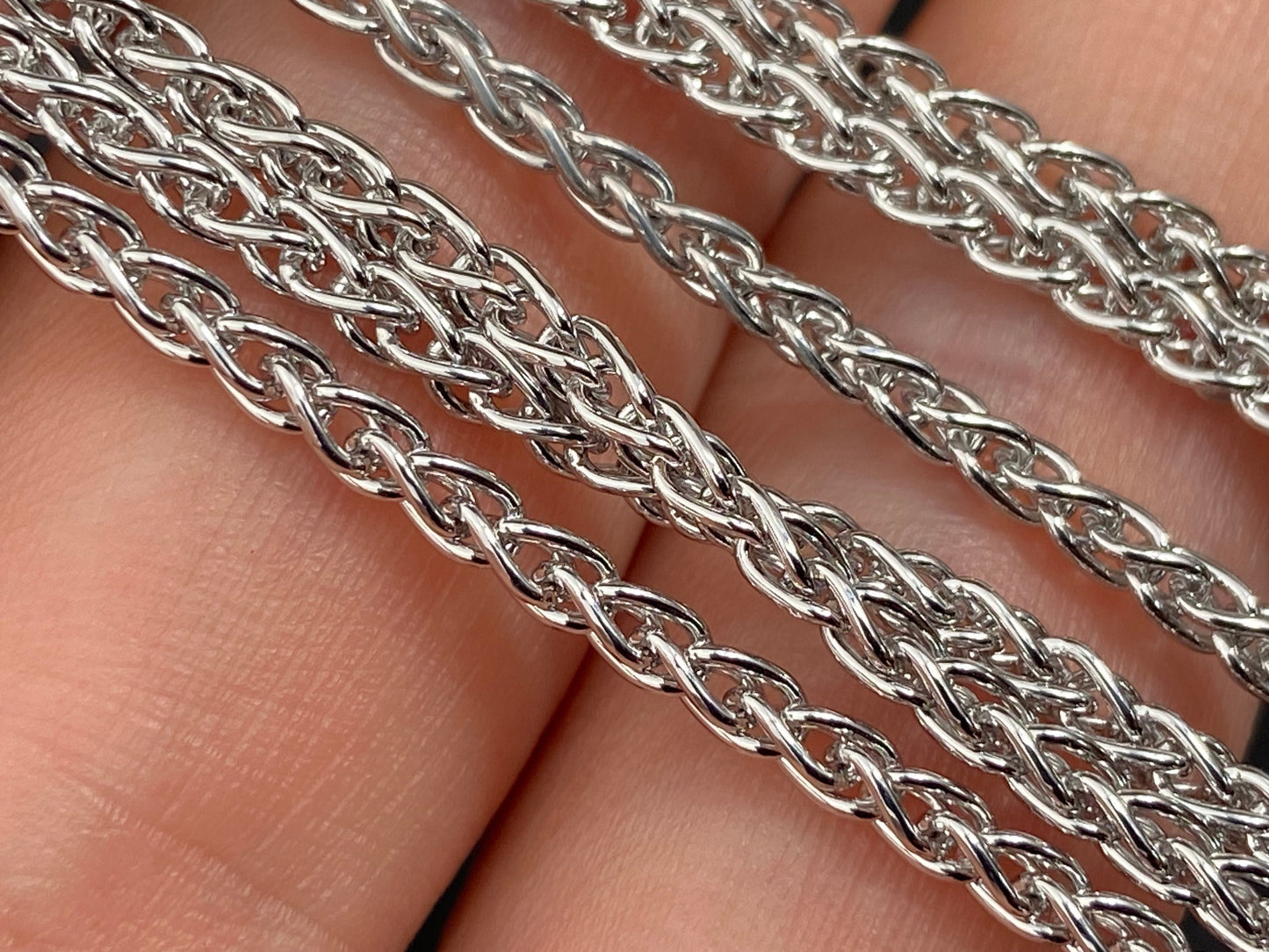 Sterling Silber Zopfkette 45cm rhodiniert mit schmaler Öse ideal für Anhänger 925 Silber Kette unisex Durchmesser 2.5mm