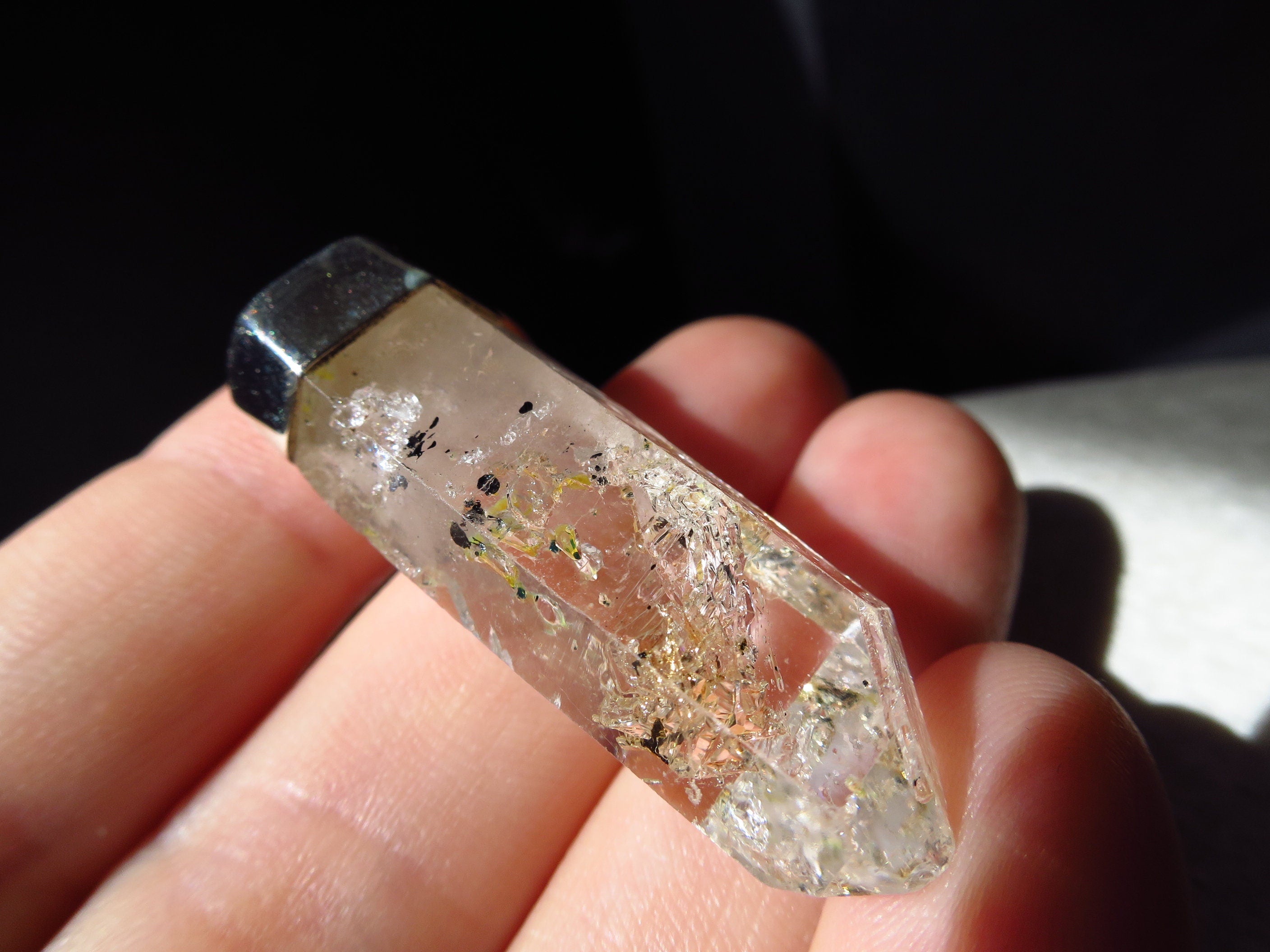 Firefly Petroleum Quarz Spitze als Anhänger in Silber