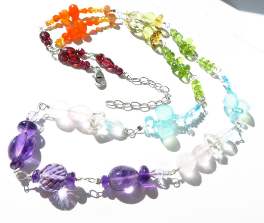 Chakra Regenbogen bunte Edelstein Kette Rosenkranz Argentium Silber Bunte Kette Sterling Silber rhodiniert Verschluss handgemacht unikat