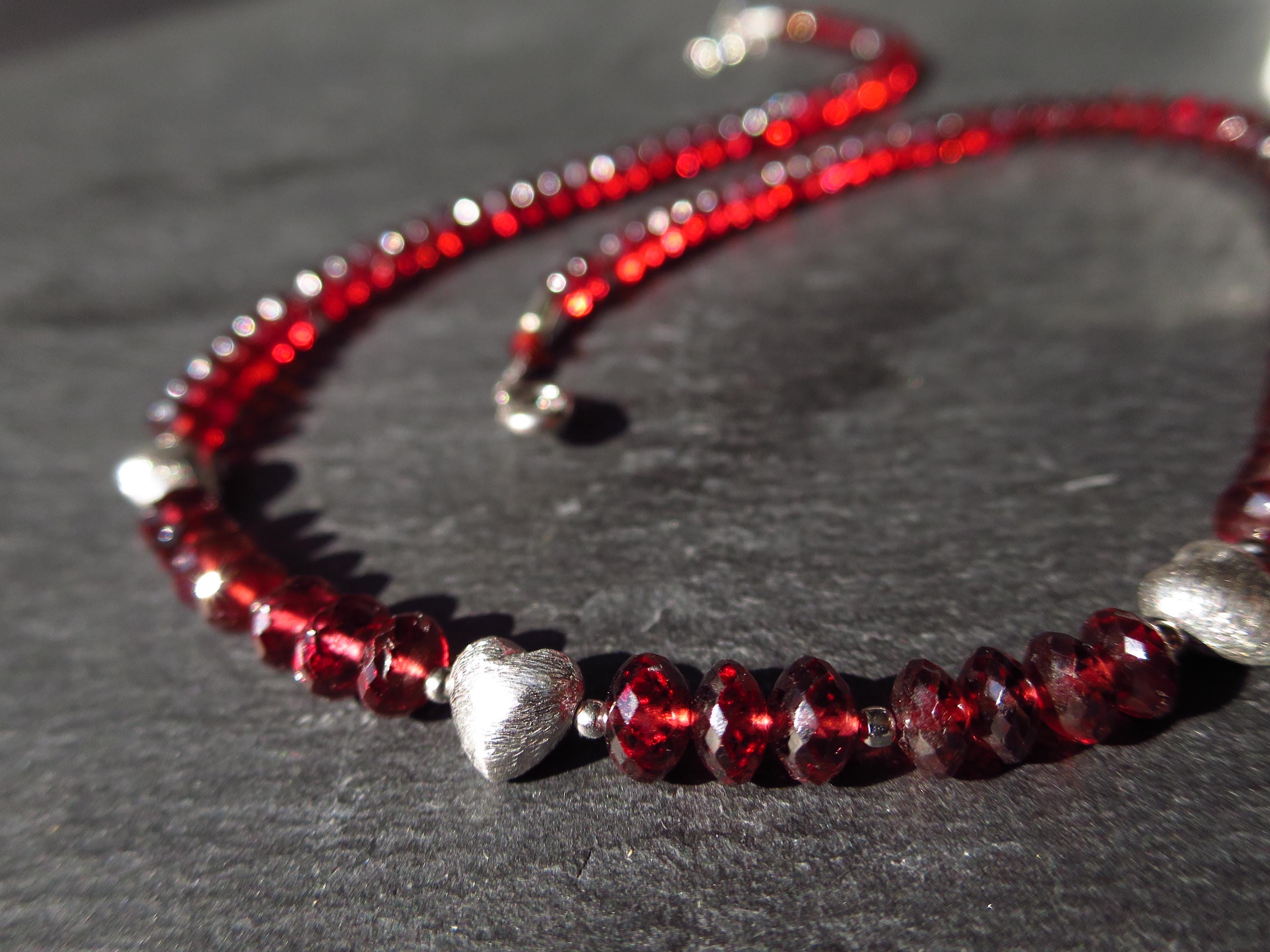 Mosambik Granat Halskette rotes Edelstein Herz Collier