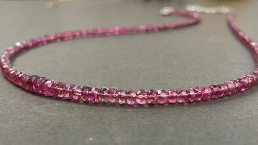 Pink Turmalin Halskette Edelstein natürlicher Turmalin / Edelstein Collier Geschenk Geburtstag lebendige rosa Edelstein Halskette