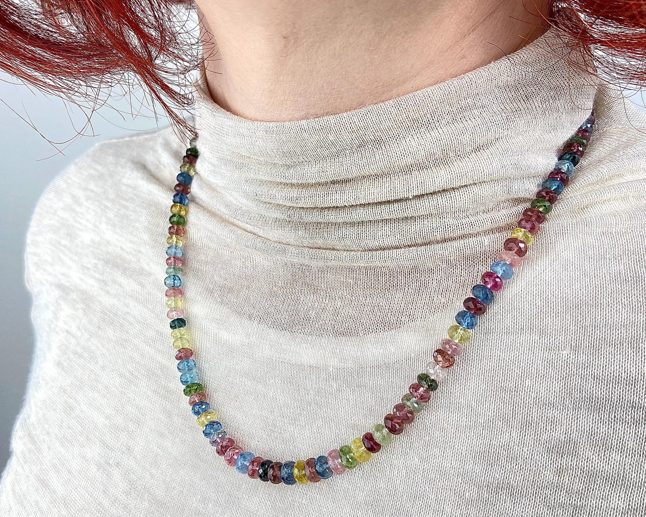 Dies ist nicht die zum Verkauf angebotene Kette, jedoch eine fast identische. Das Foto dient zu Veranschaulichung der Größe.