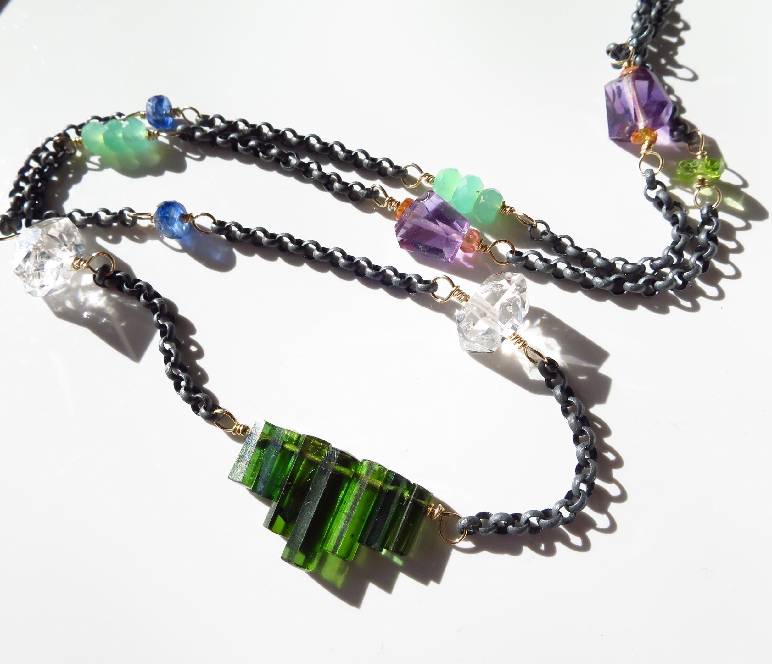 Turmalin Spitzen Kette bunte Edelstein Halskette Chrysopras