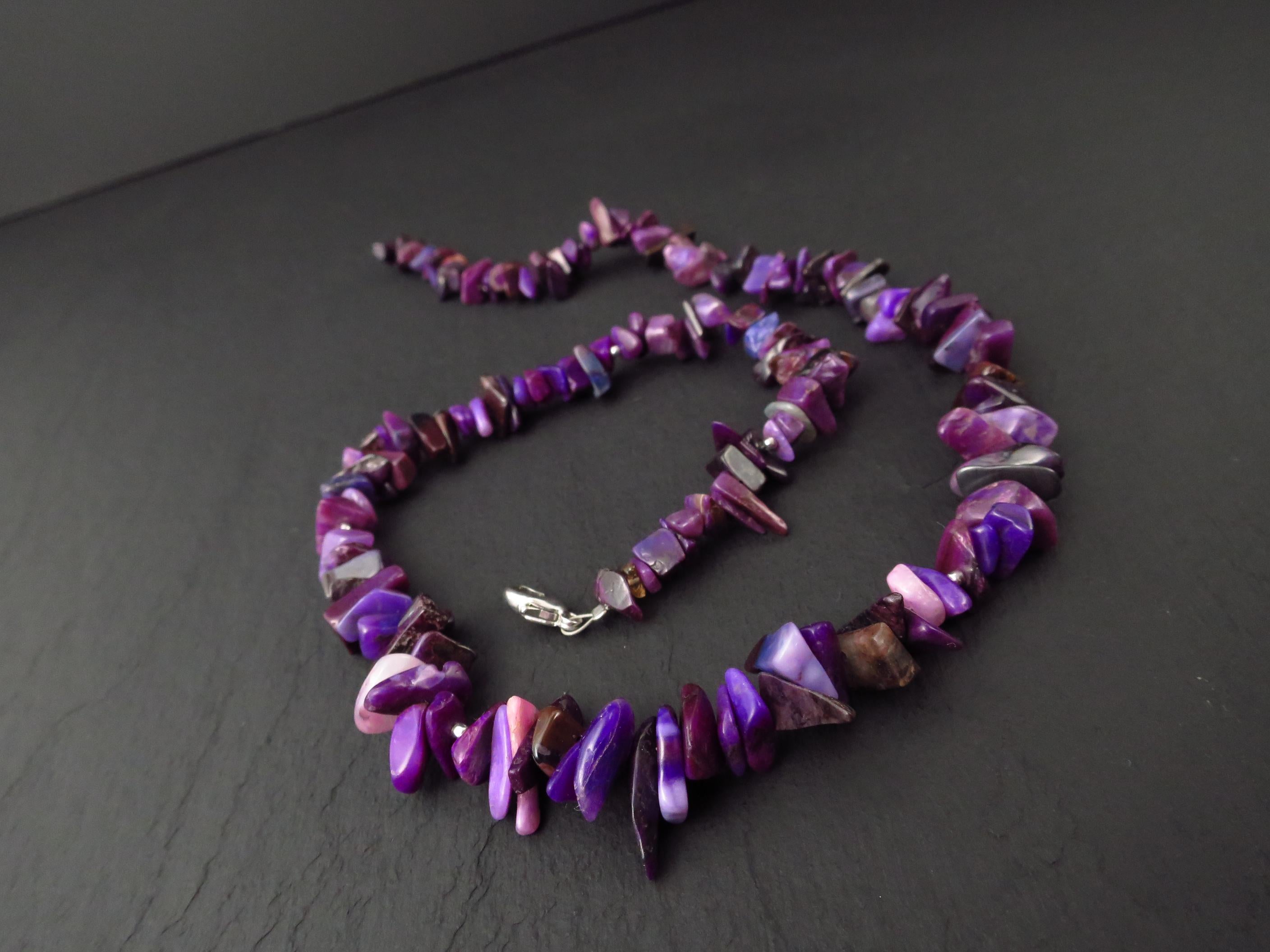 Echte Sugilith Kette Silber Verschluss Edelstein Splitter