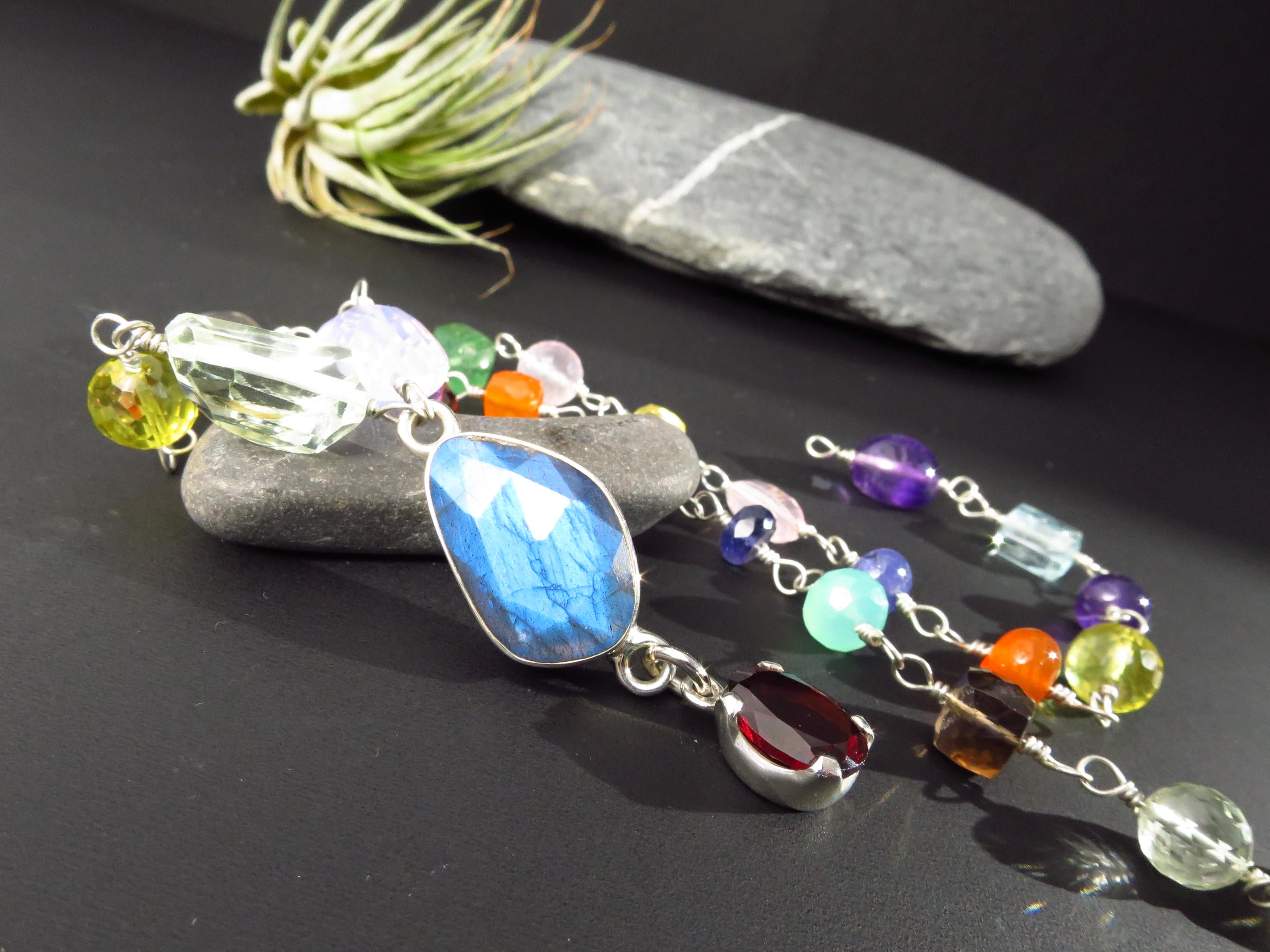 Labradorit Anhänger mit bunter Edelstein Kette Granat