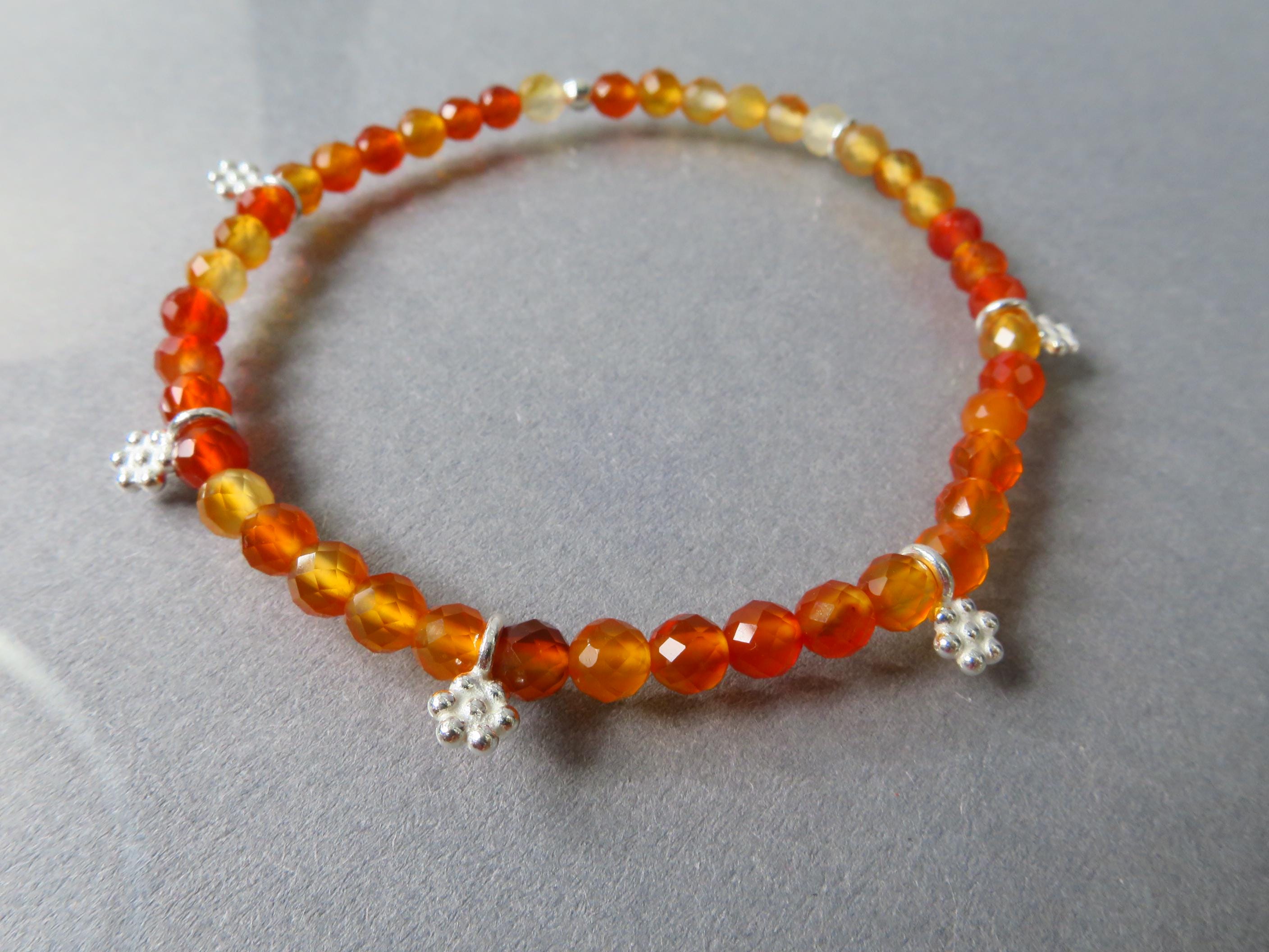 Karneol Edelstein Armband in Orange Stapelarmband mit Edelsteinen Sterling Silber