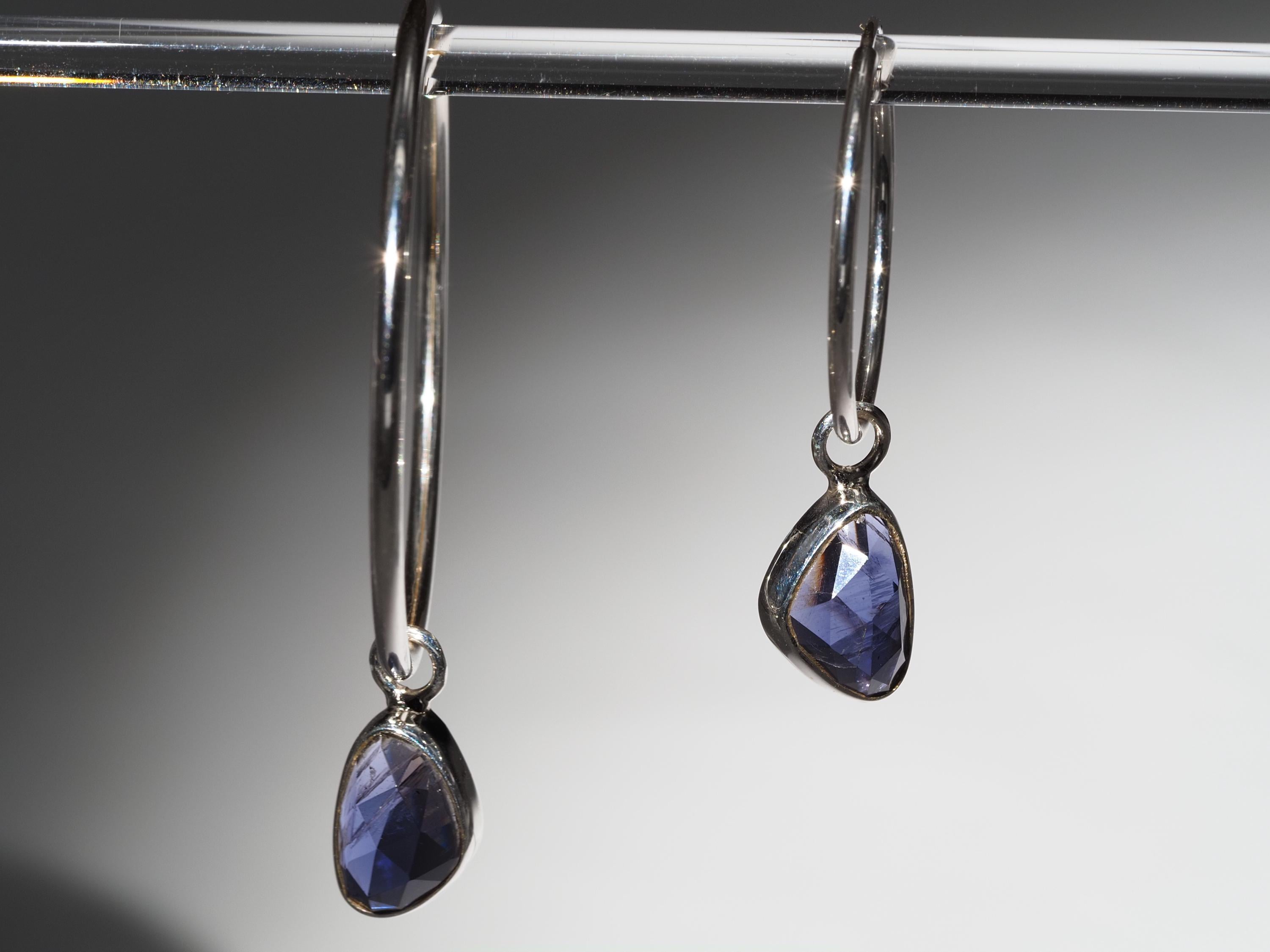 Iolith Silber Creolen Ohrringe mit mystische blaue Edelsteinen