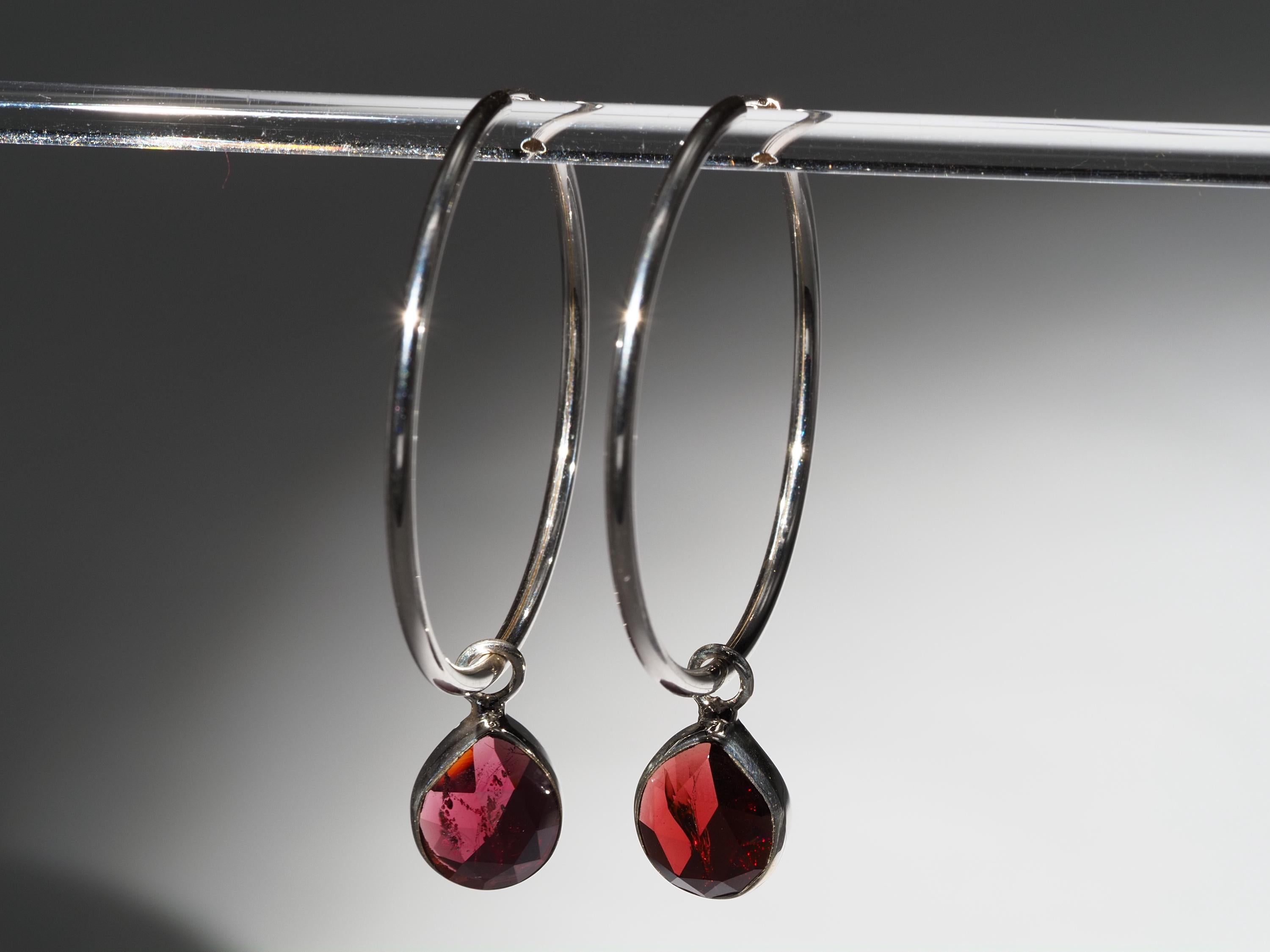 Granat Silber Creolen Ohrringe mit rose cut Edelsteinen