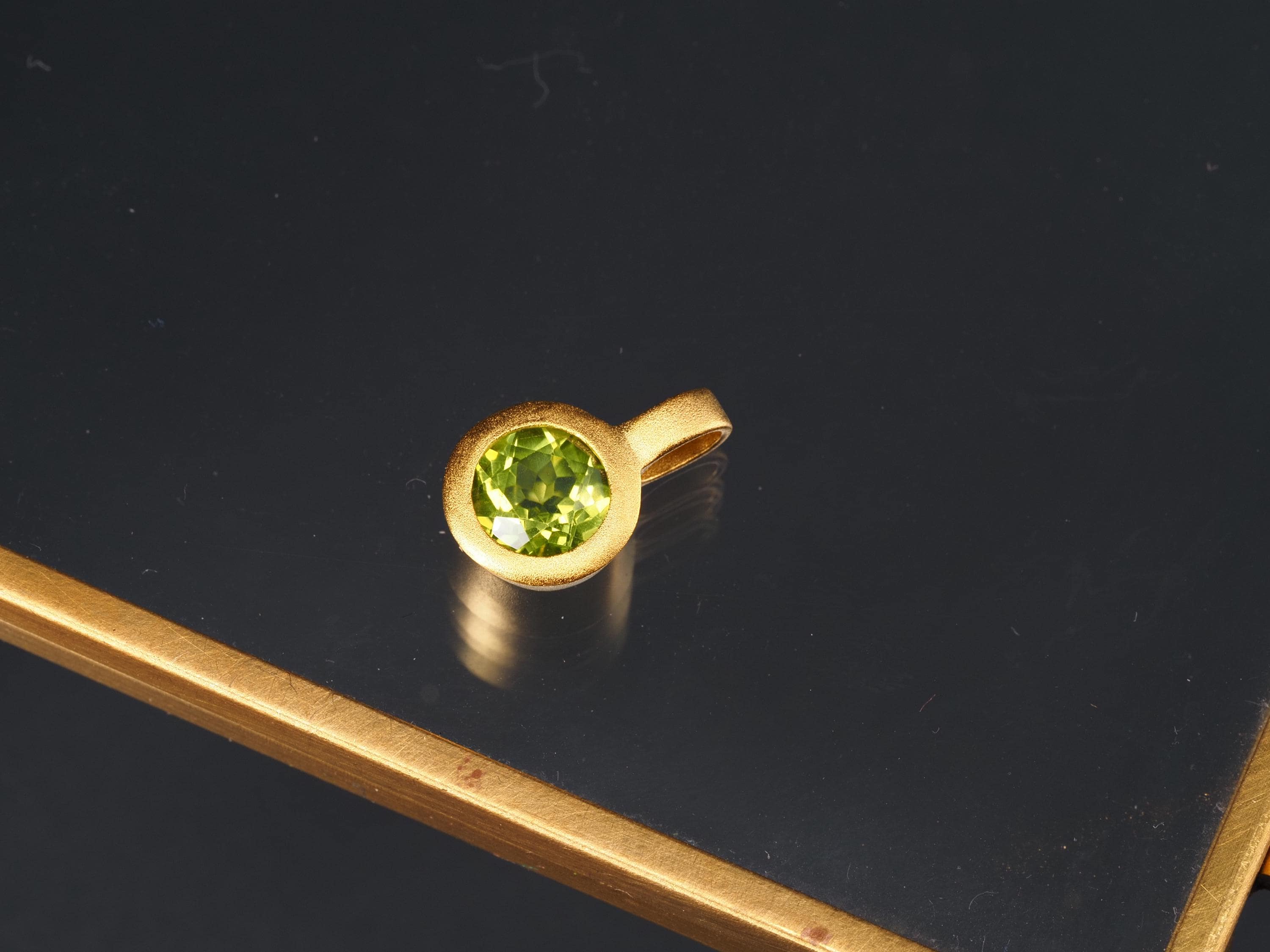 Peridot Anhänger grün Sterling Silber vergoldet
